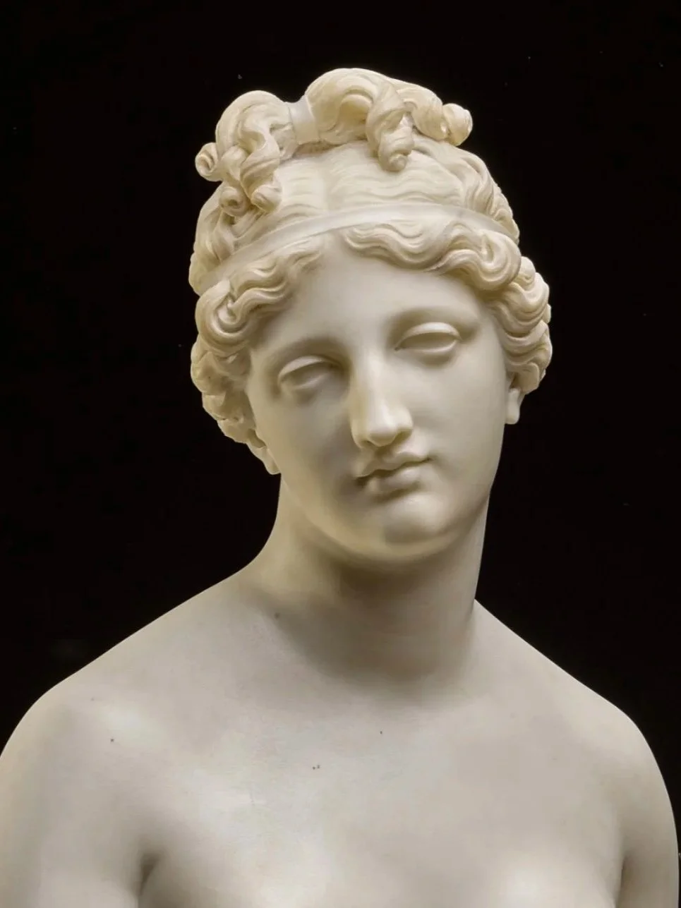 Fig. 6) John Gibson (1790 – 1866), Tinted Venus, first half of 19th century, marble.
Sotheby’s London, 3-9 July 2020, lot 5