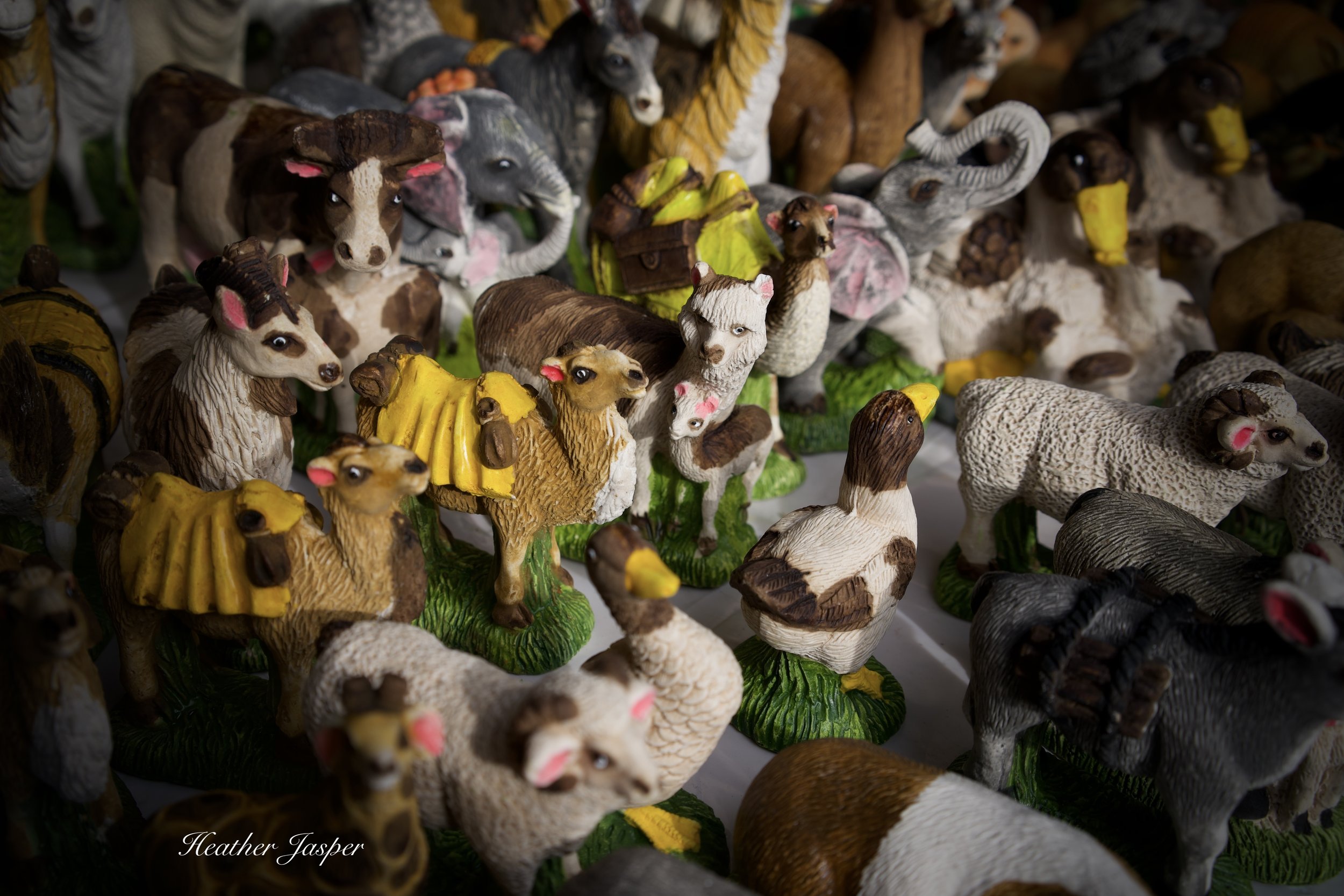 Santurantikuy figurines 2.jpeg