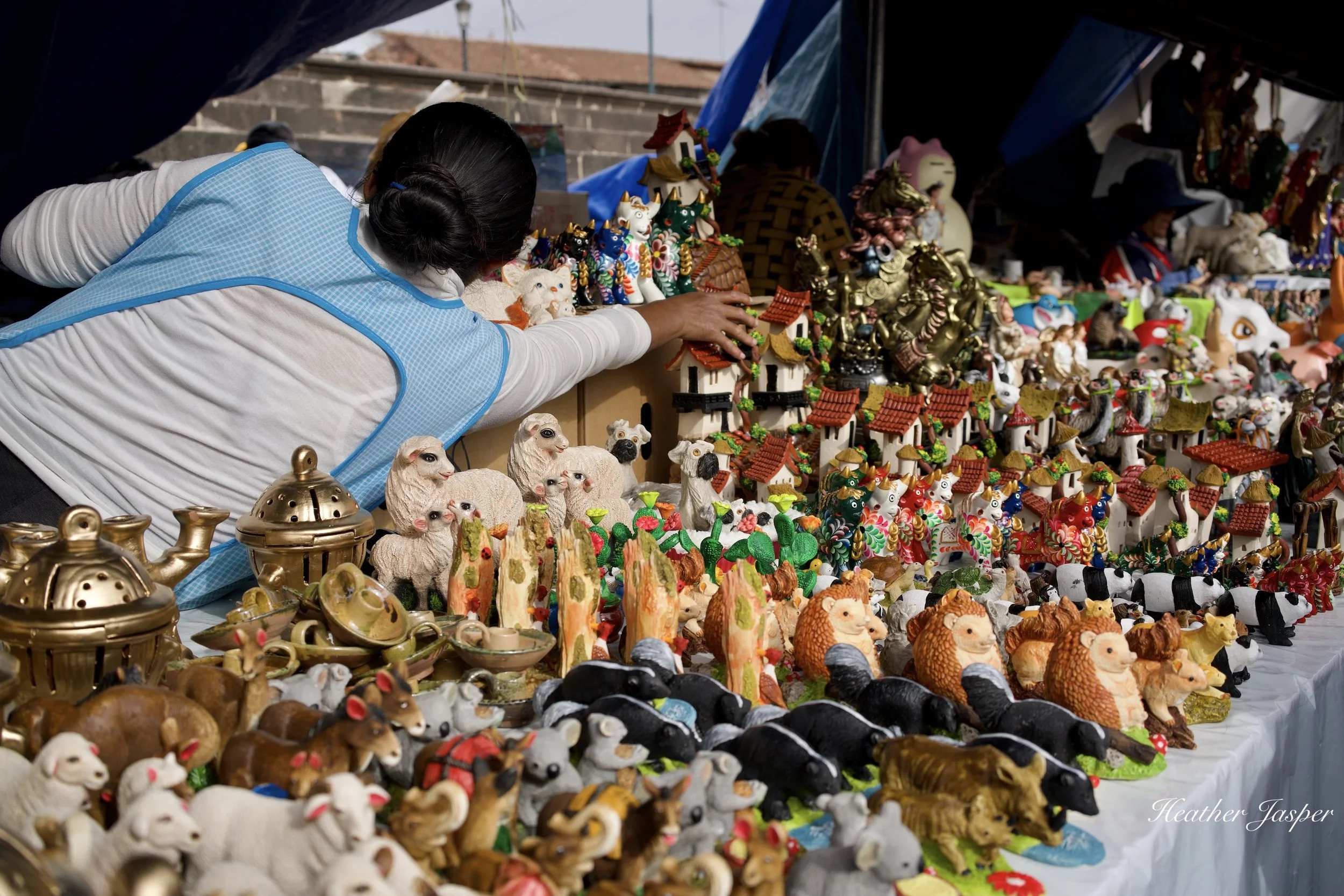 Santurantikuy figurines 10.jpeg