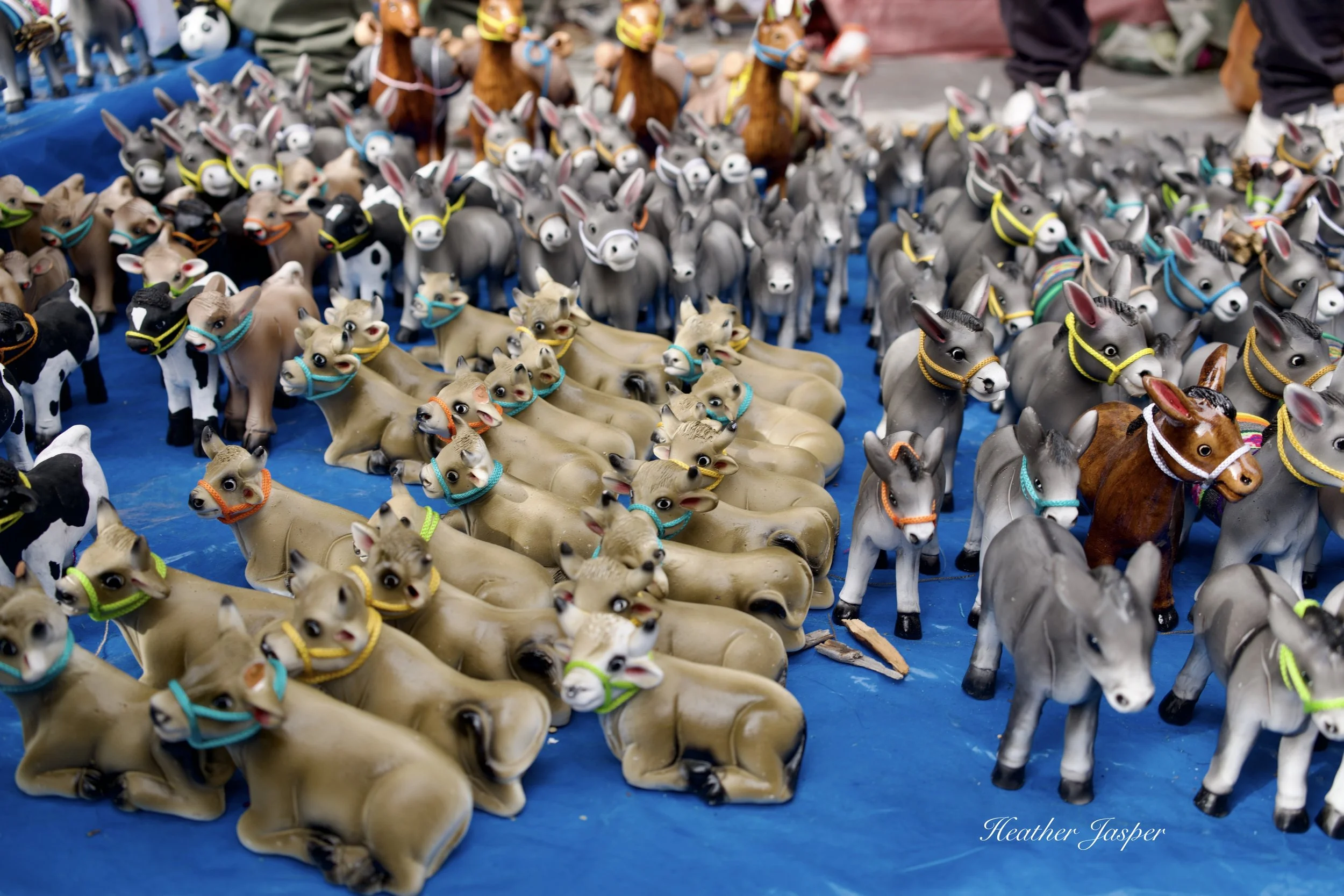 Santurantikuy figurines 9.jpeg