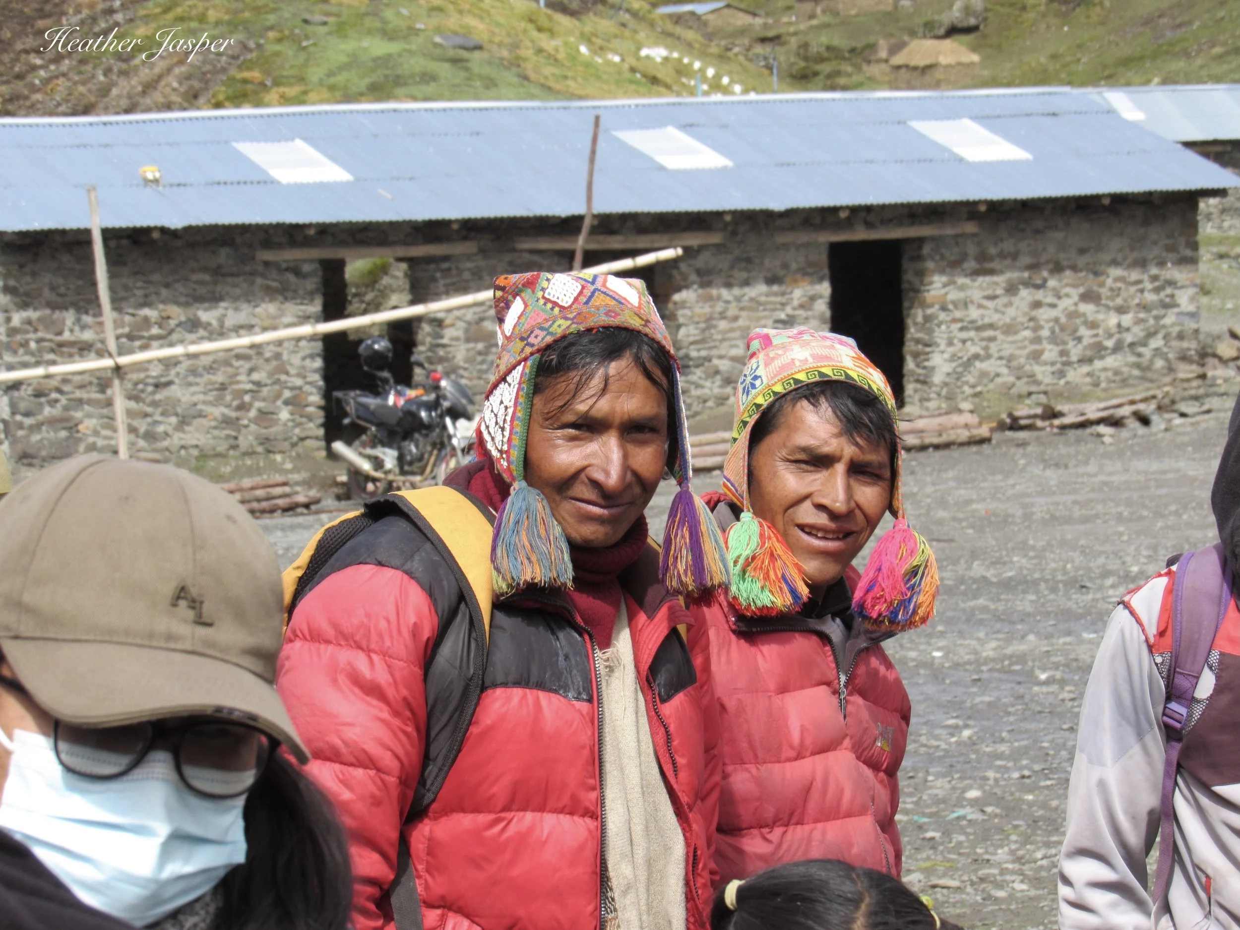 Hatun Qeros people 3.JPG