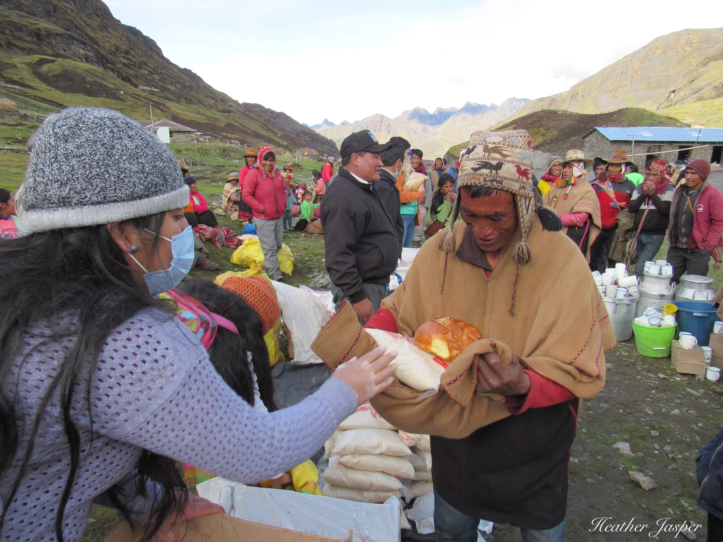 Hatun Qeros people 5.JPG