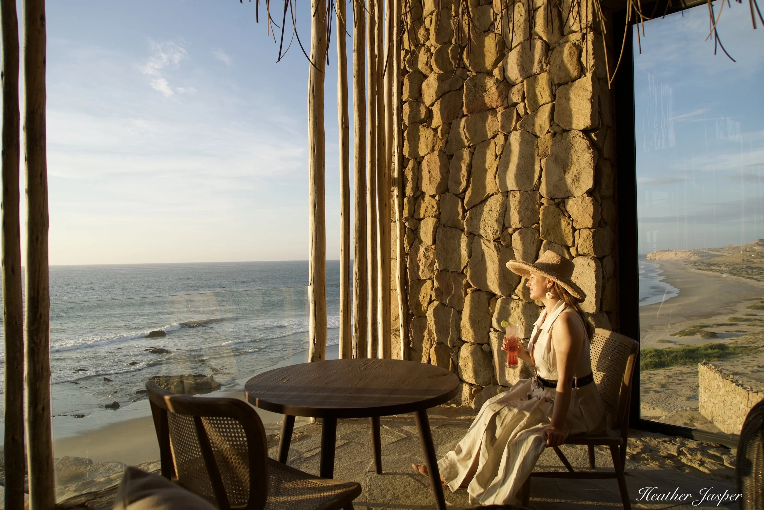 Evening cocktail in the bar.