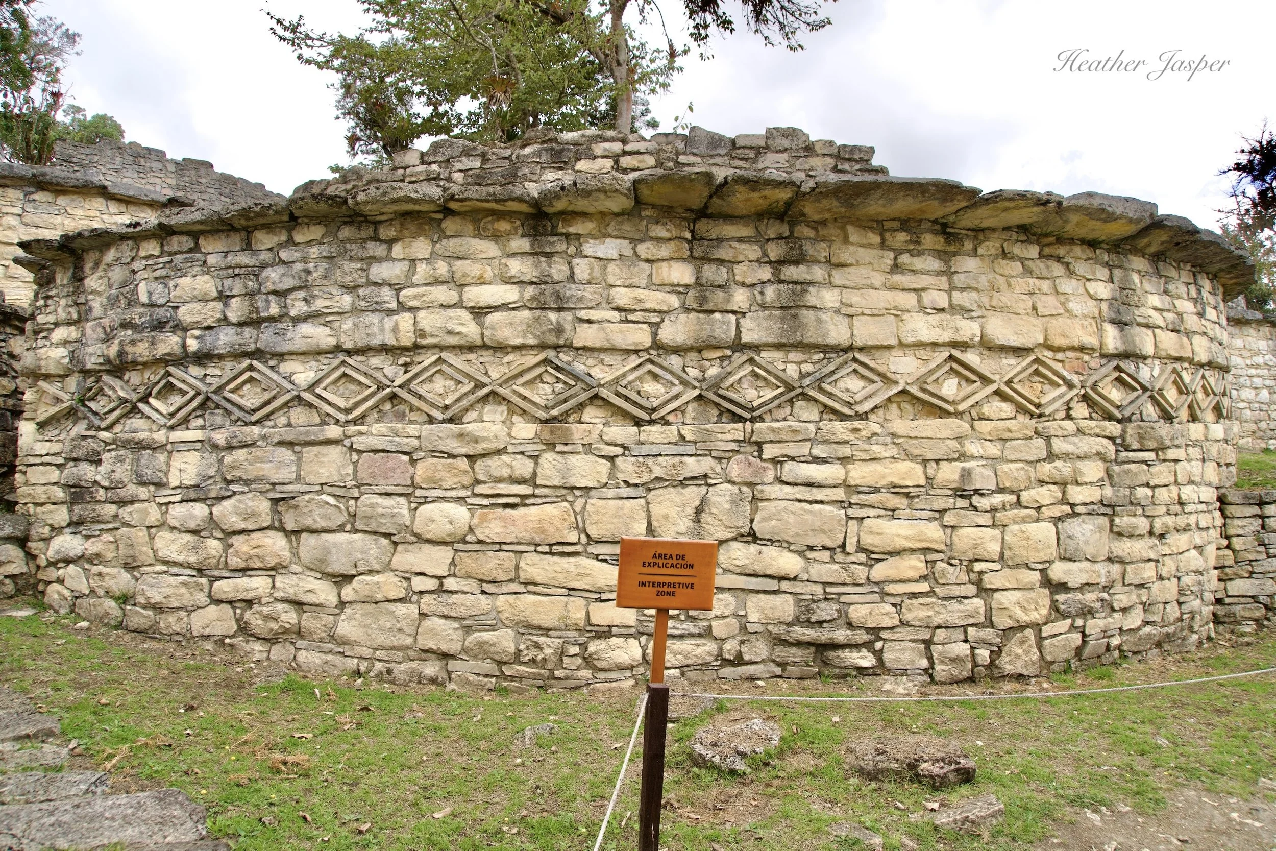 Kuelap houses 2.jpeg