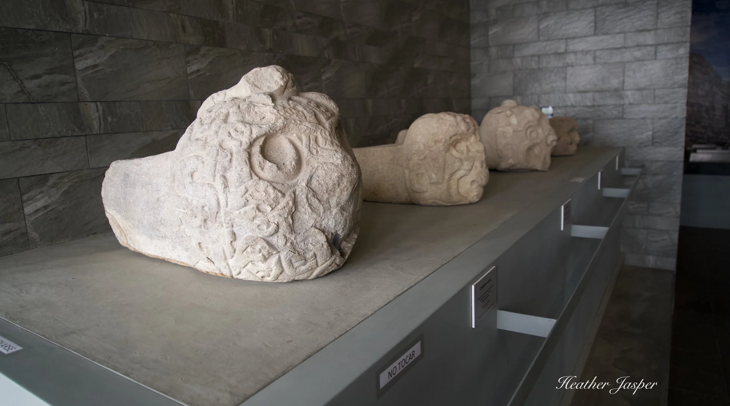 cabeza clava in the Chavín museum Peru