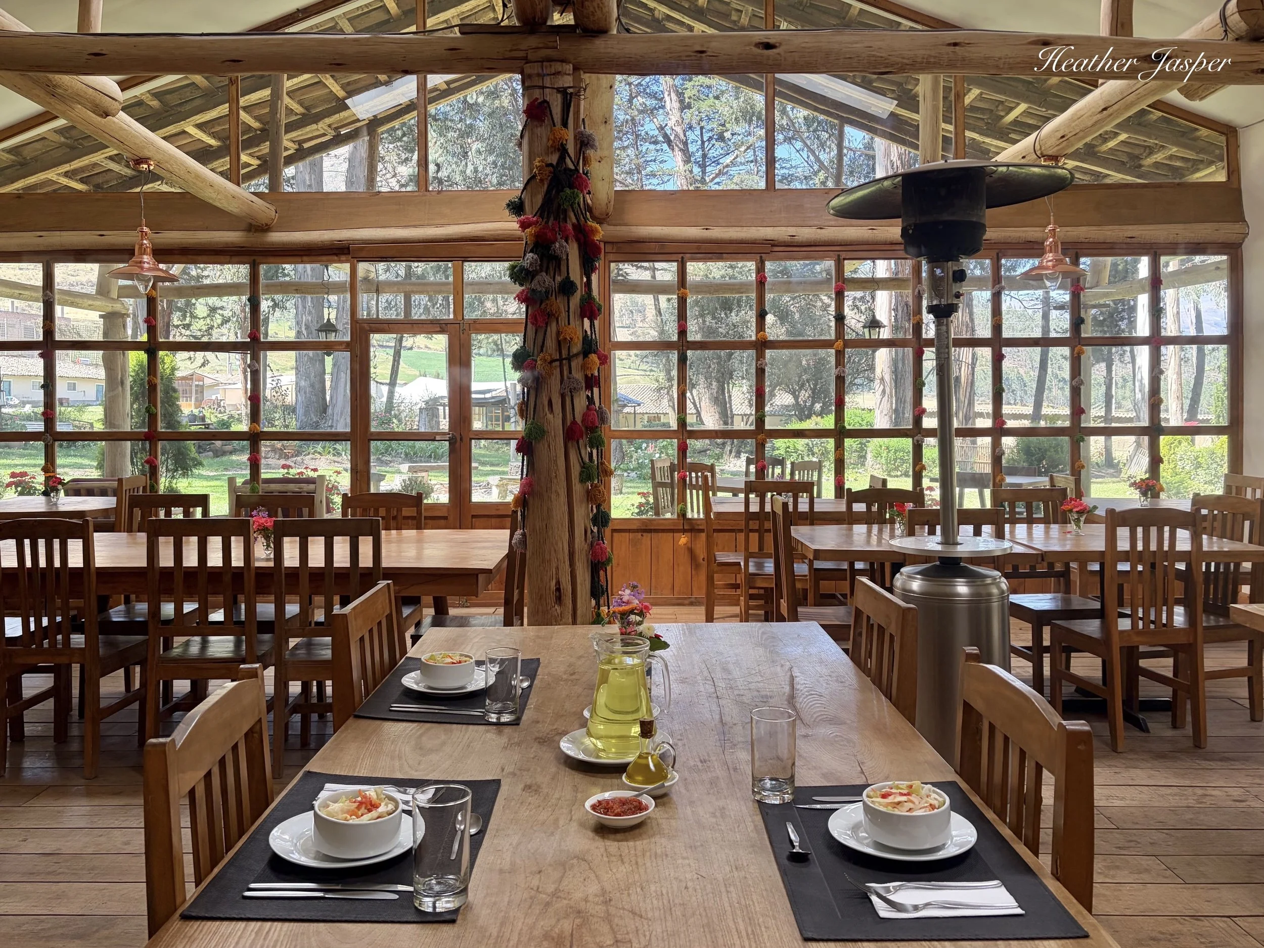 Pamuri Andes Lodge Huancavelica Peru dining room