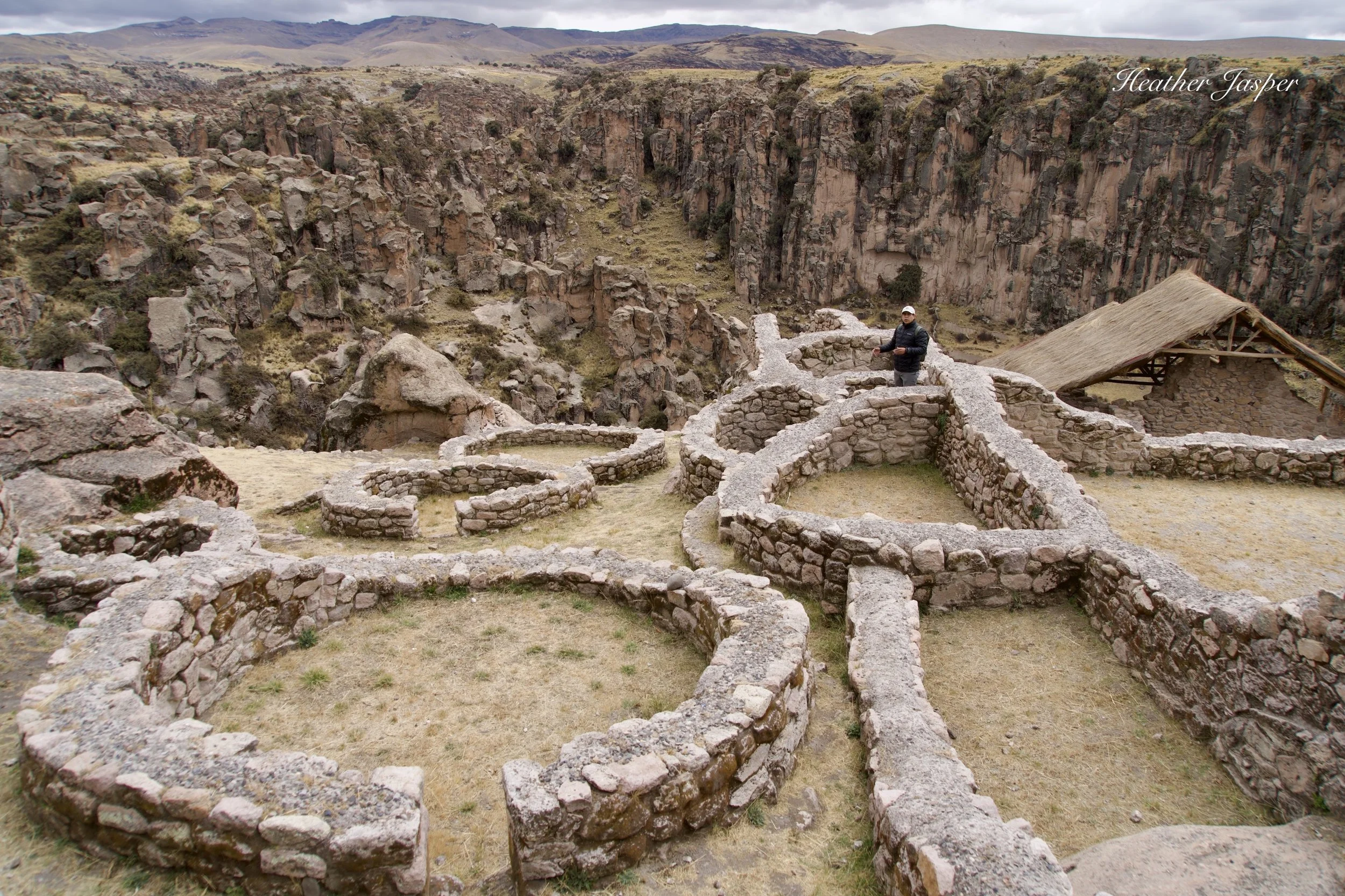 archeologist Emerson Pereyra Pacheco Taqrachullo Peru