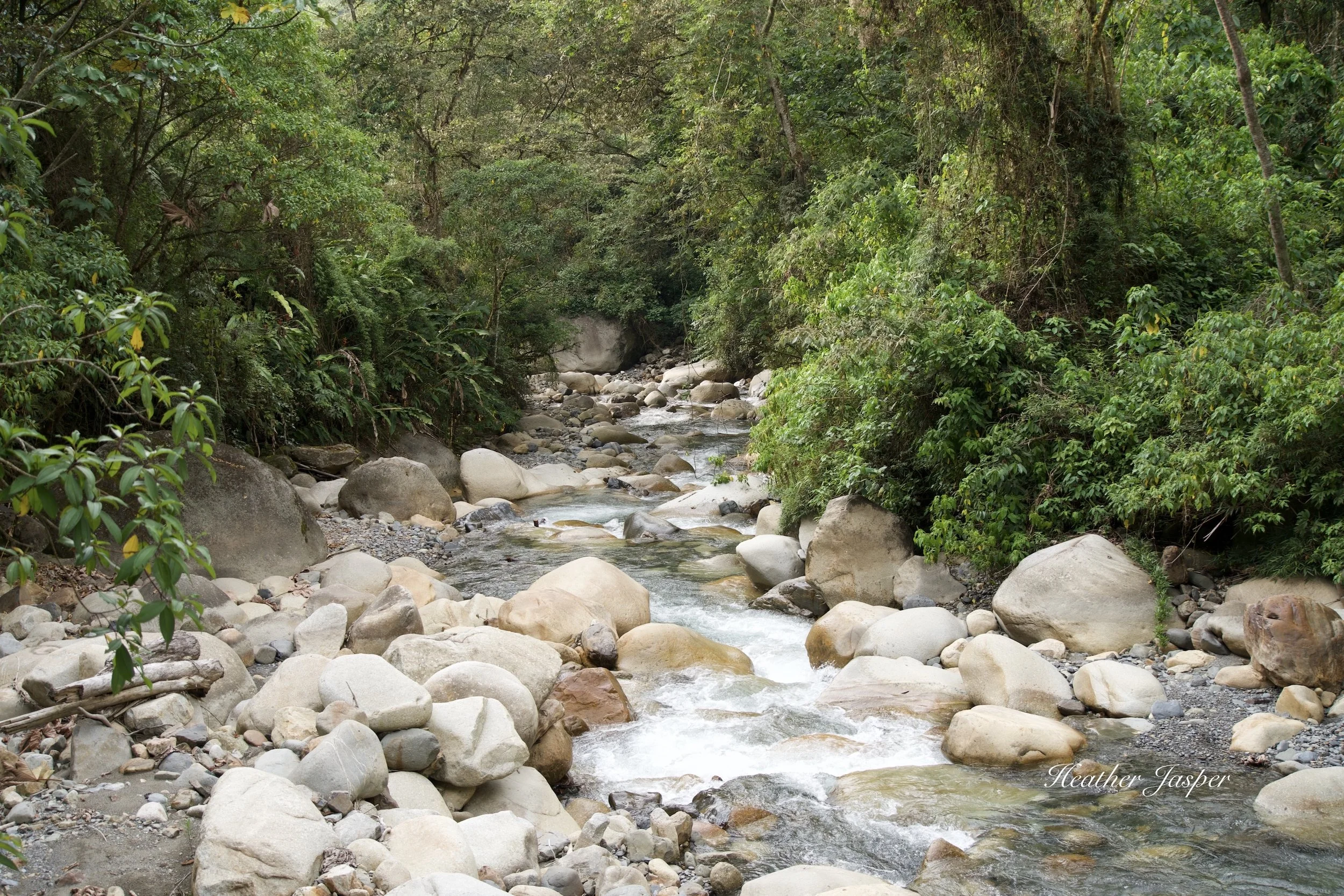 Chuyapi River Tunquimayo Lodge Quillabamba Peru