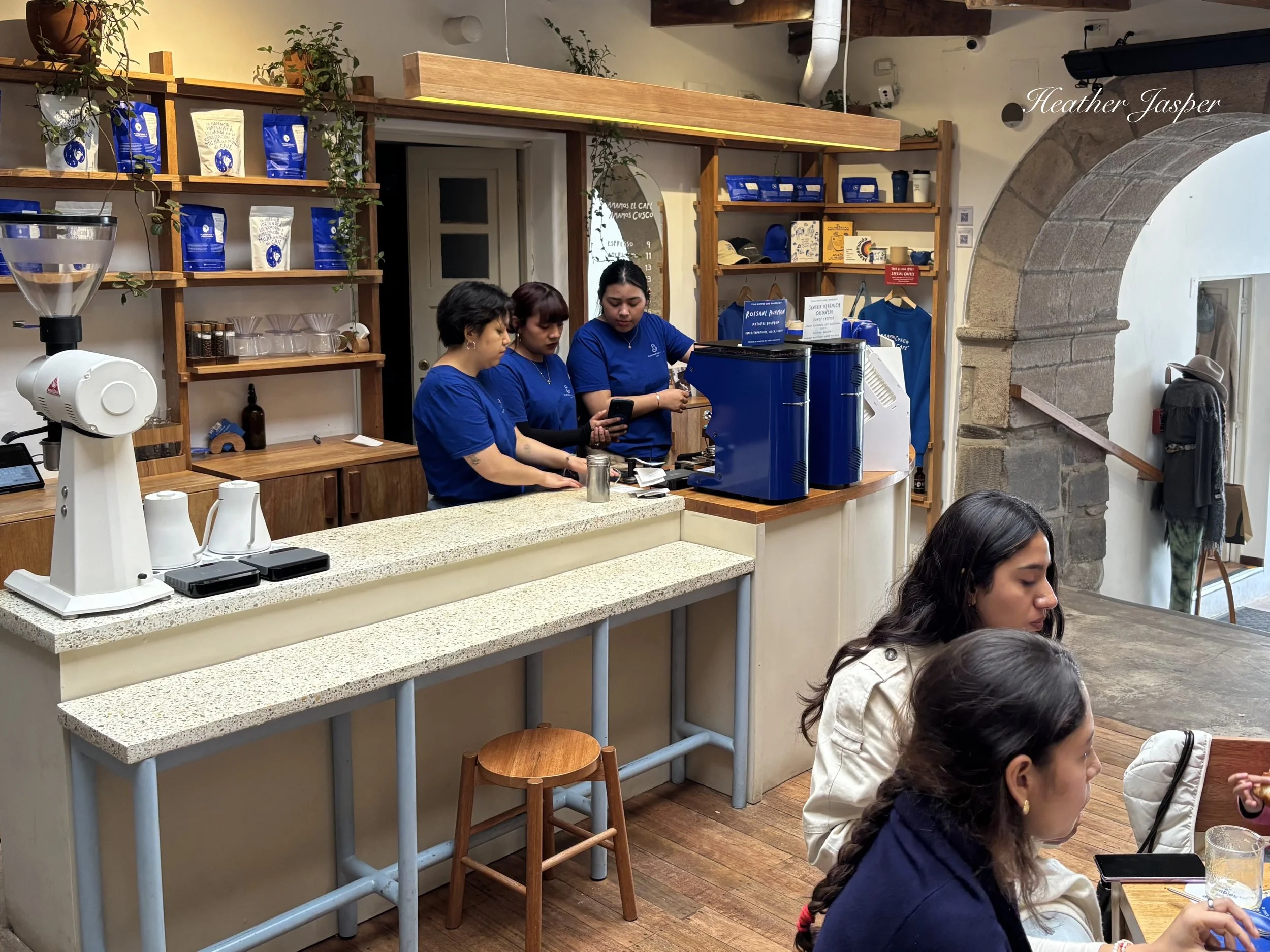 Florencia y Fortunata Coffee Cusco Peru