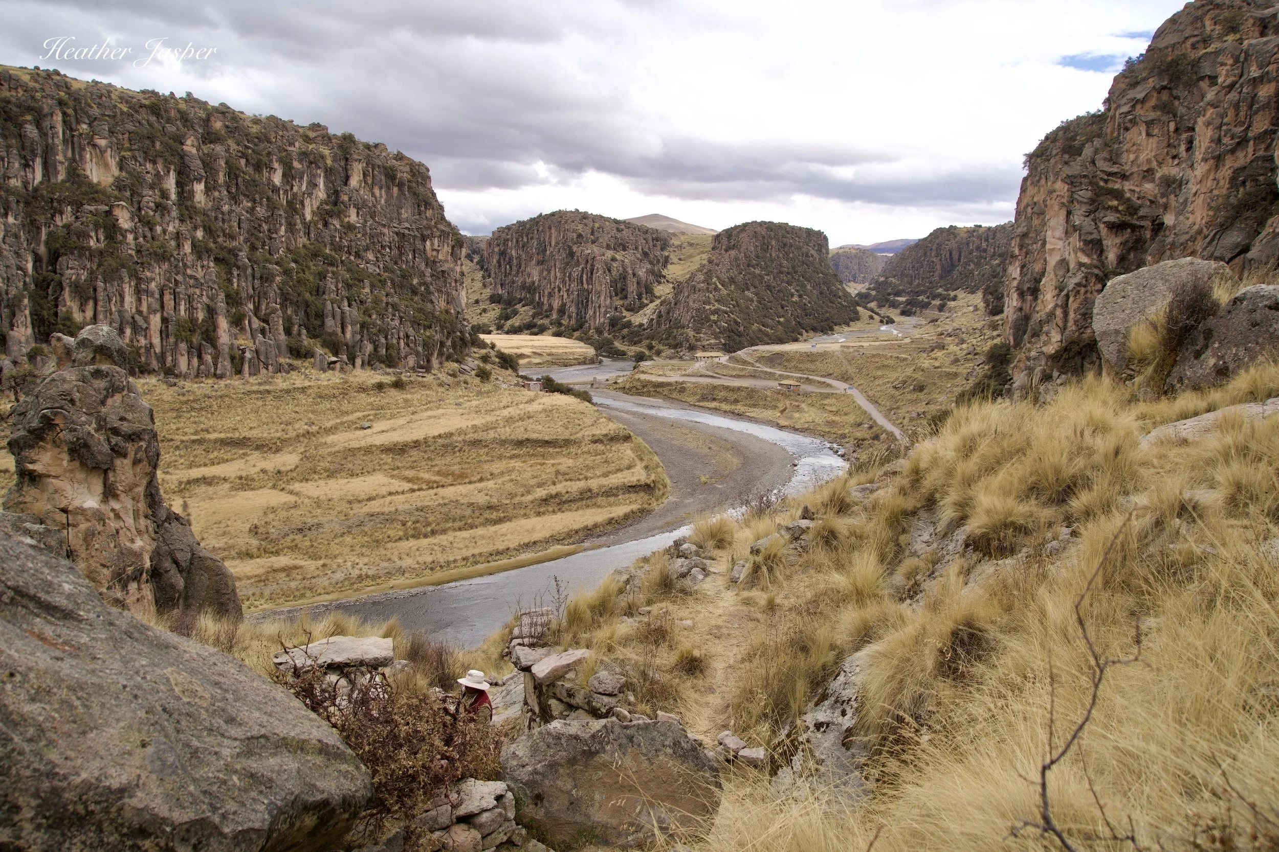 confluence of Apurímac at Taqrachullo Peru