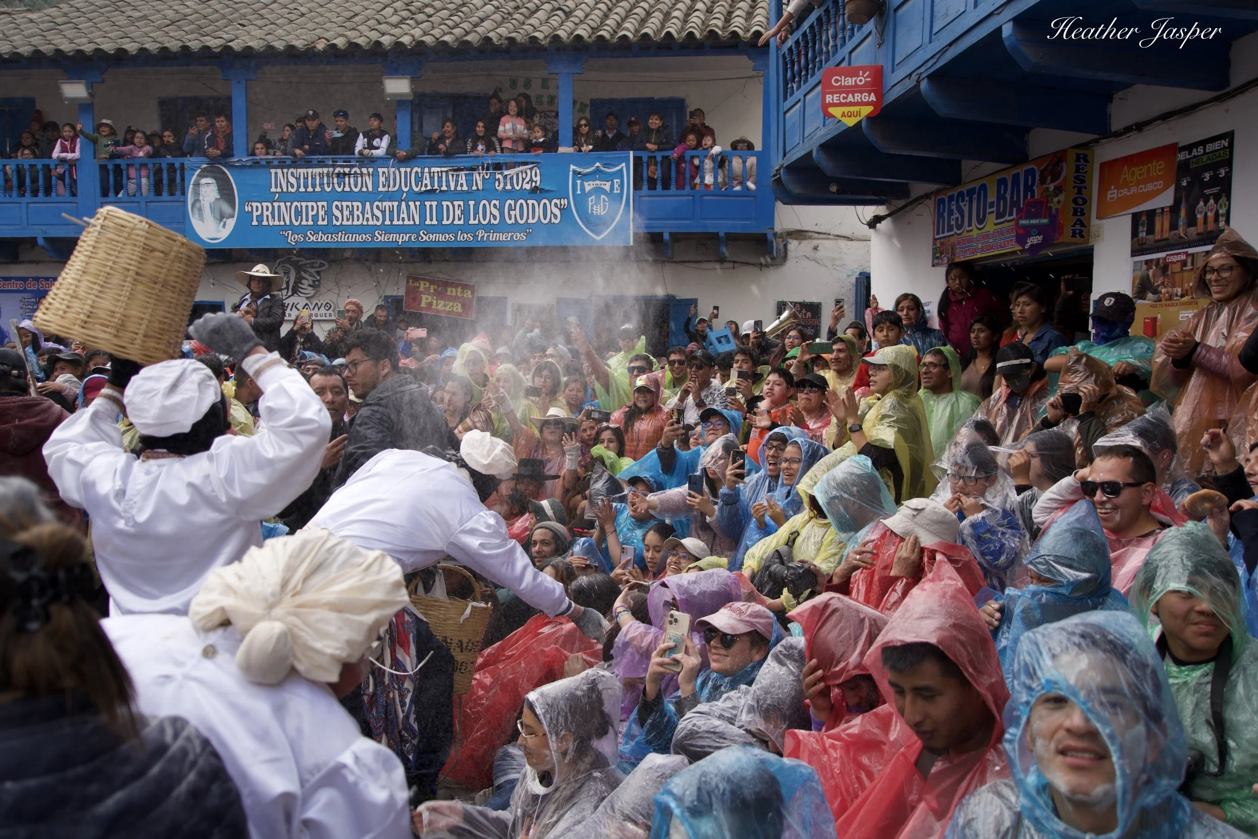 La Guerrilla Paucartambo Peru Panaderos