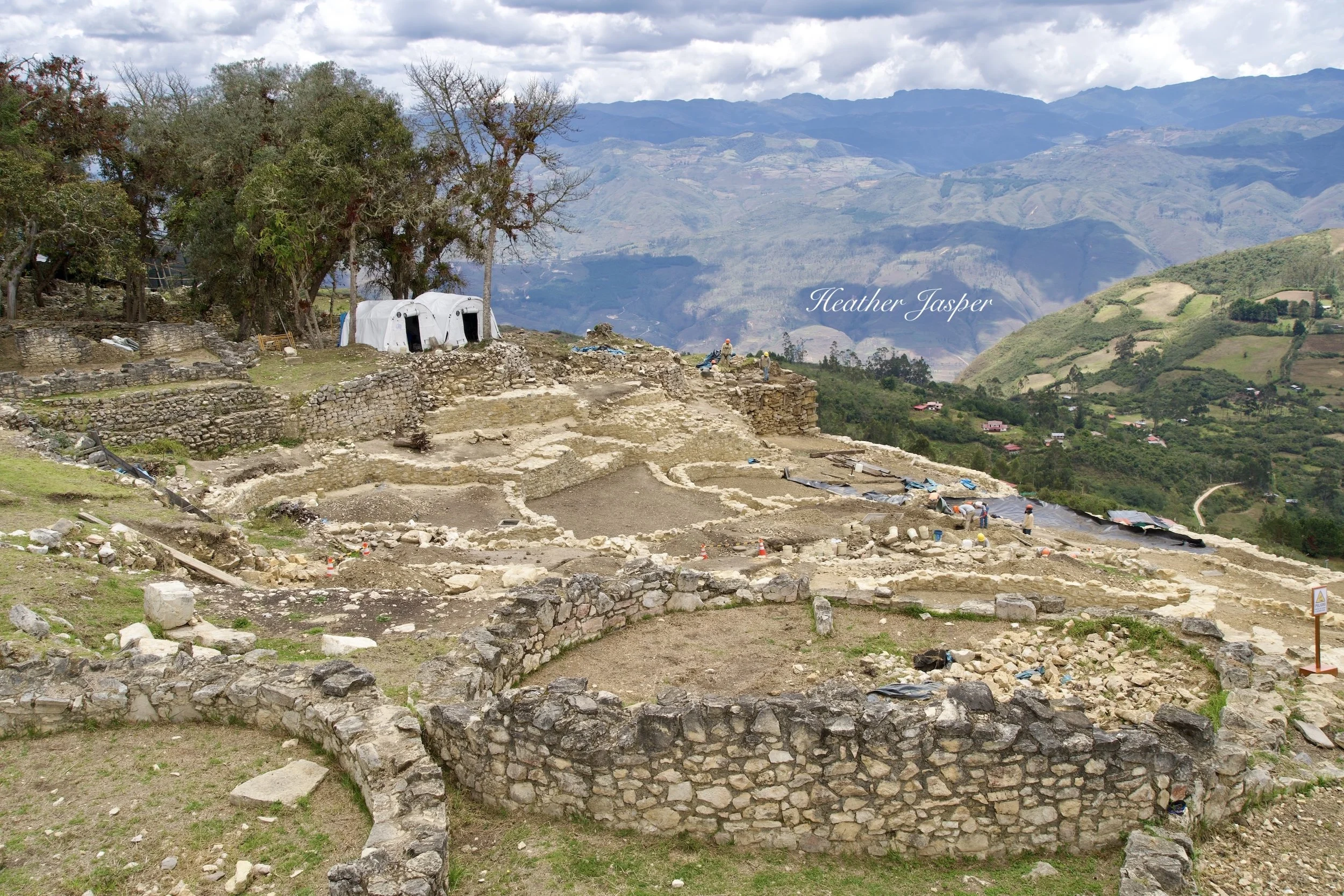 rebuilding Kuélap Chachapoyas Amazonas Peru