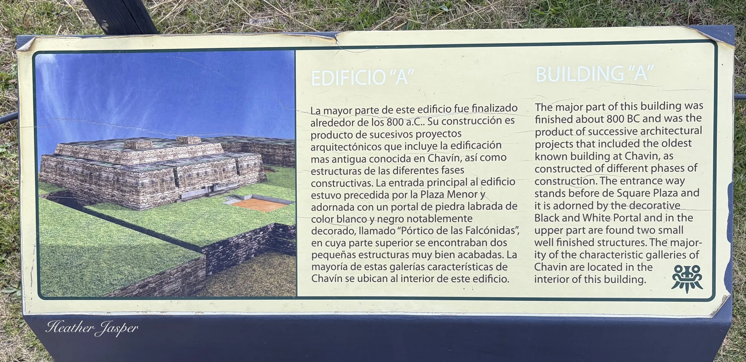 bilingual signs at Chavin de Huantar Peru