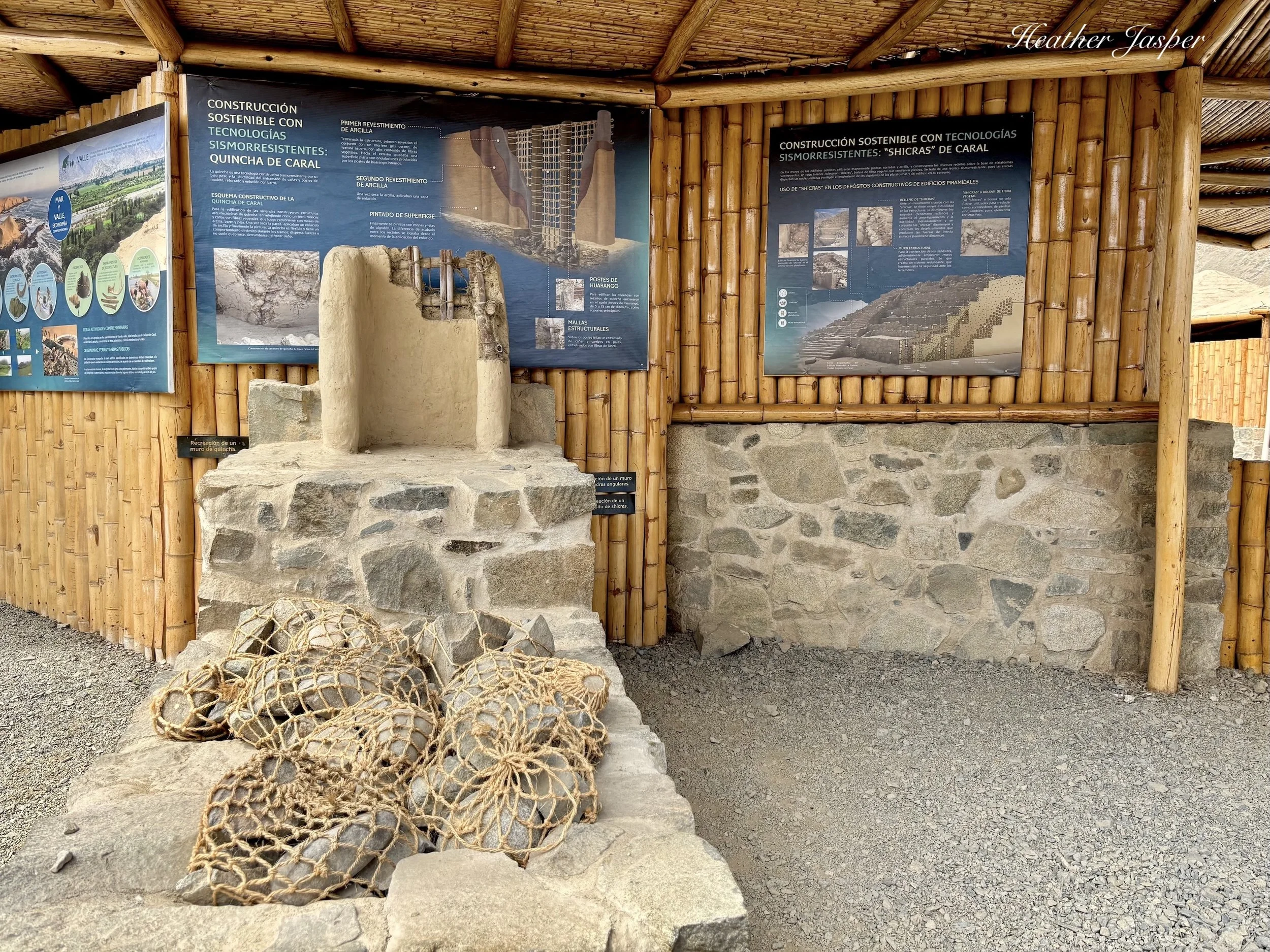 uso de shicras en Caral Peru