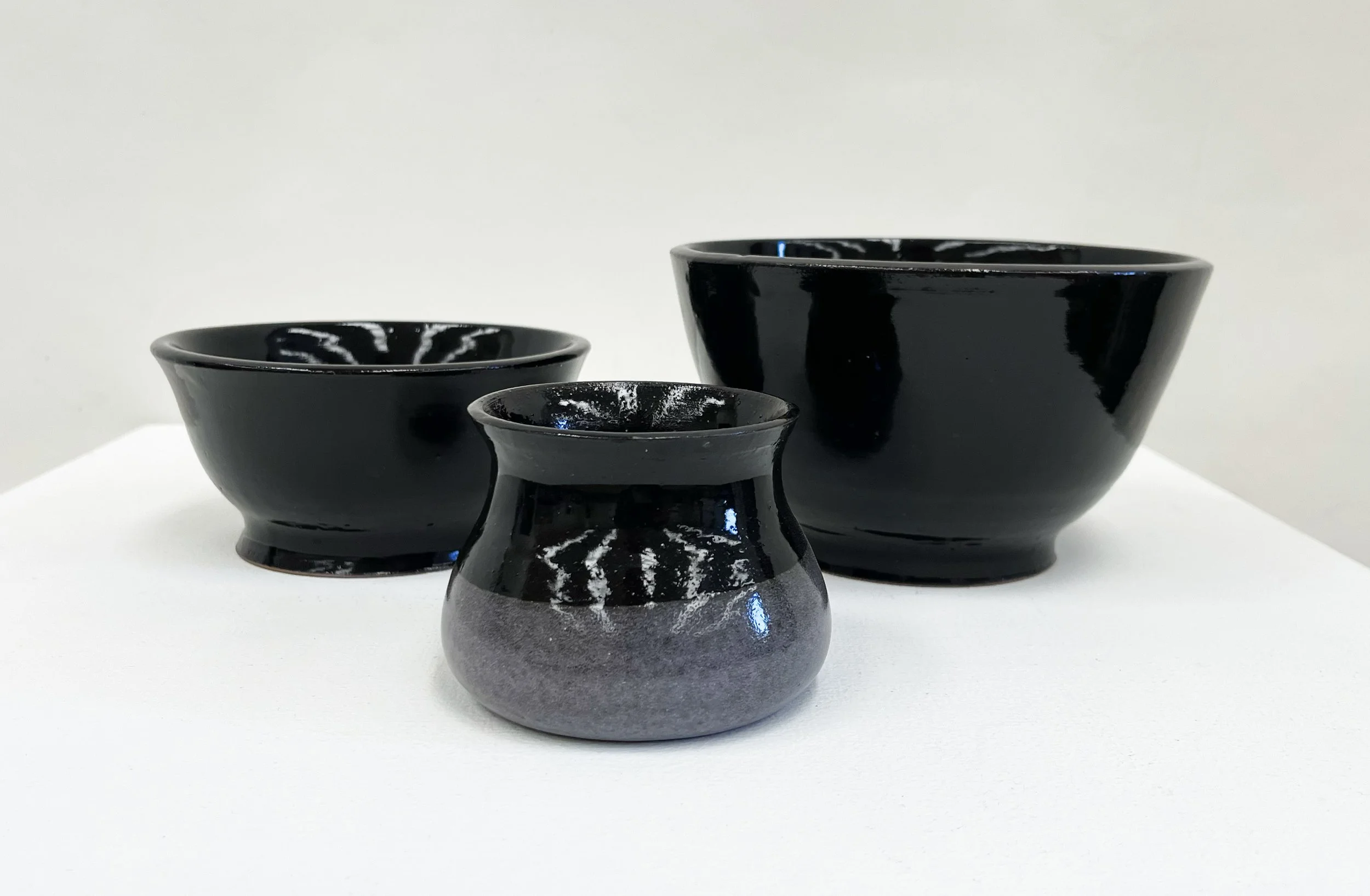  Bowl Set  Independent Investigation, Fall 2022  Stoneware, glaze, cone 6 