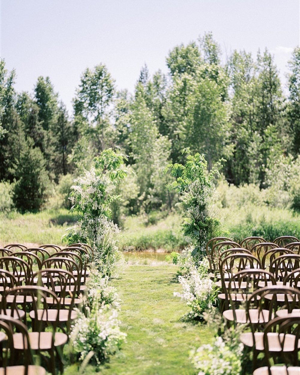 PORTFOLIO — Two Hands Floral | Sun Valley Ketchum Wedding and Event Florist