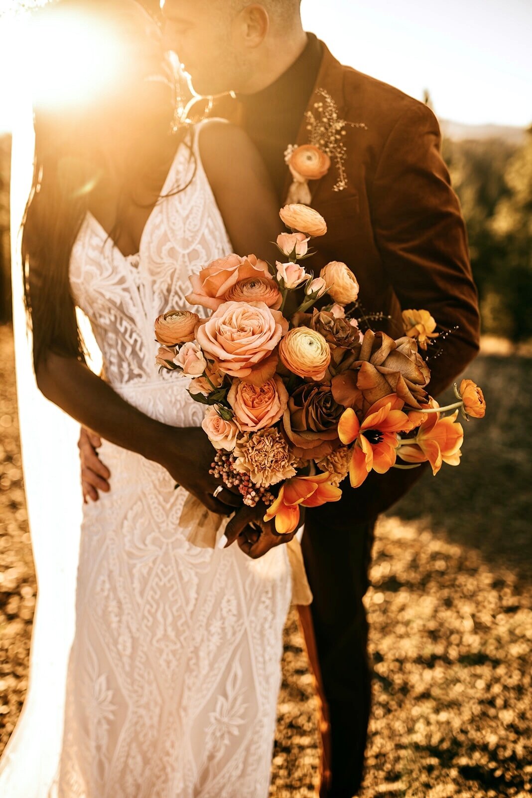 When that light is hitting just right&hellip;

Photography: @maggiegracephoto
Venue: @scandiainn
Florals: @twohandsfloral
Furniture Rentals: @rent_ecru
Videography: @makenziewilsonmedia 
Makeup: @sdartistry208
Cake: @dulcerella_customcakes
Dress Shop