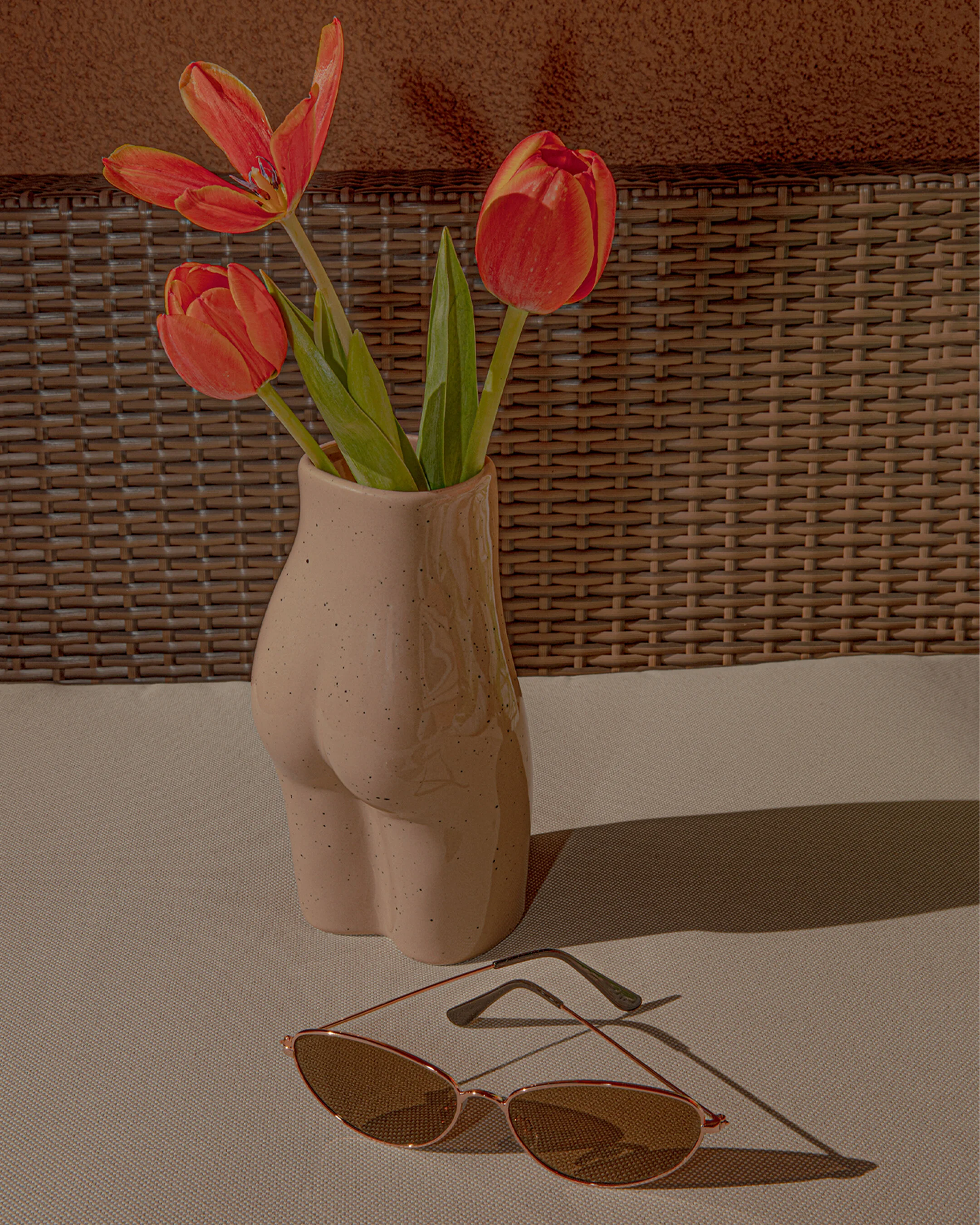 Sunnies-butt2-ig 2.jpg