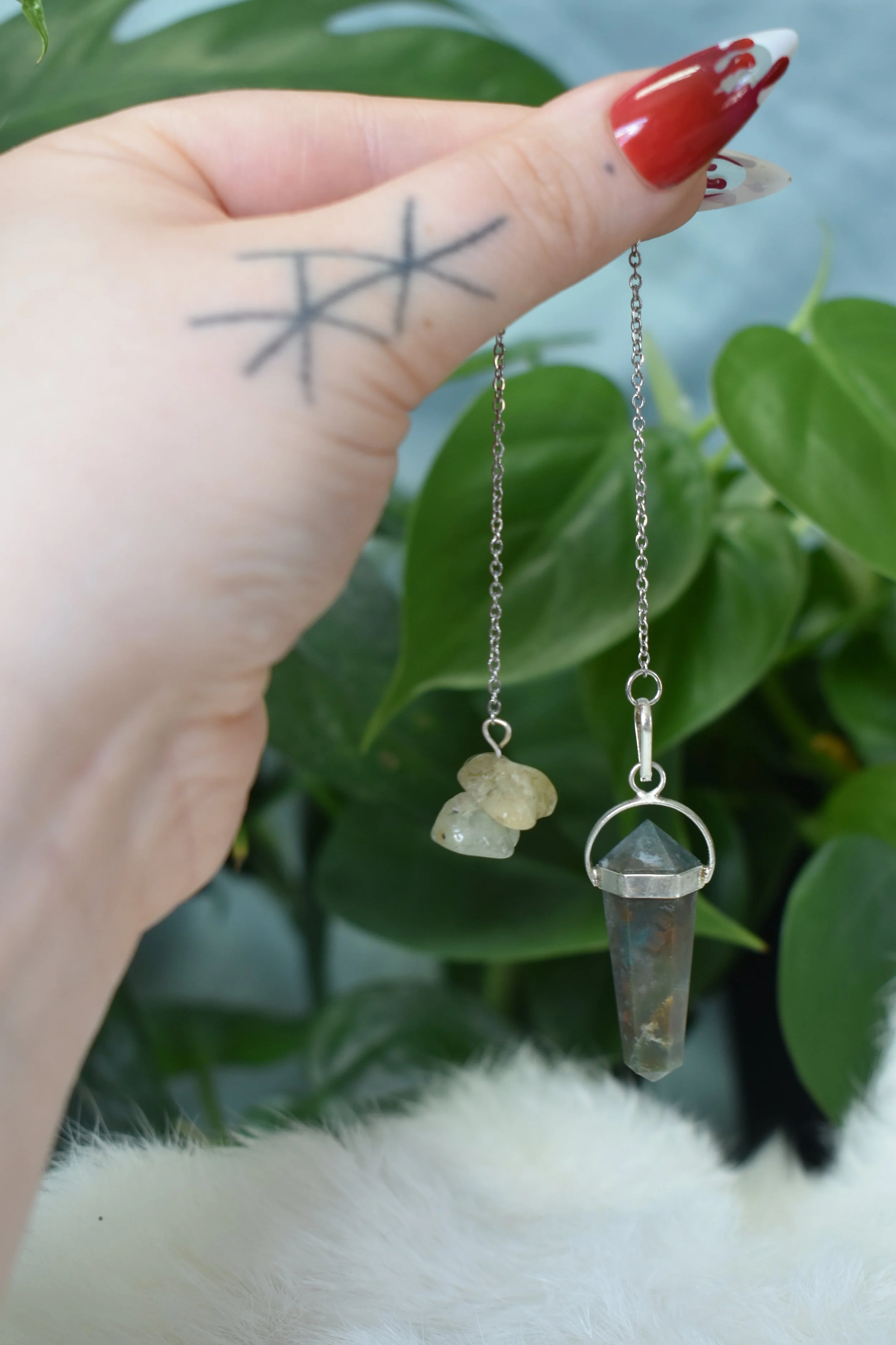 Moss agate and prehnite
