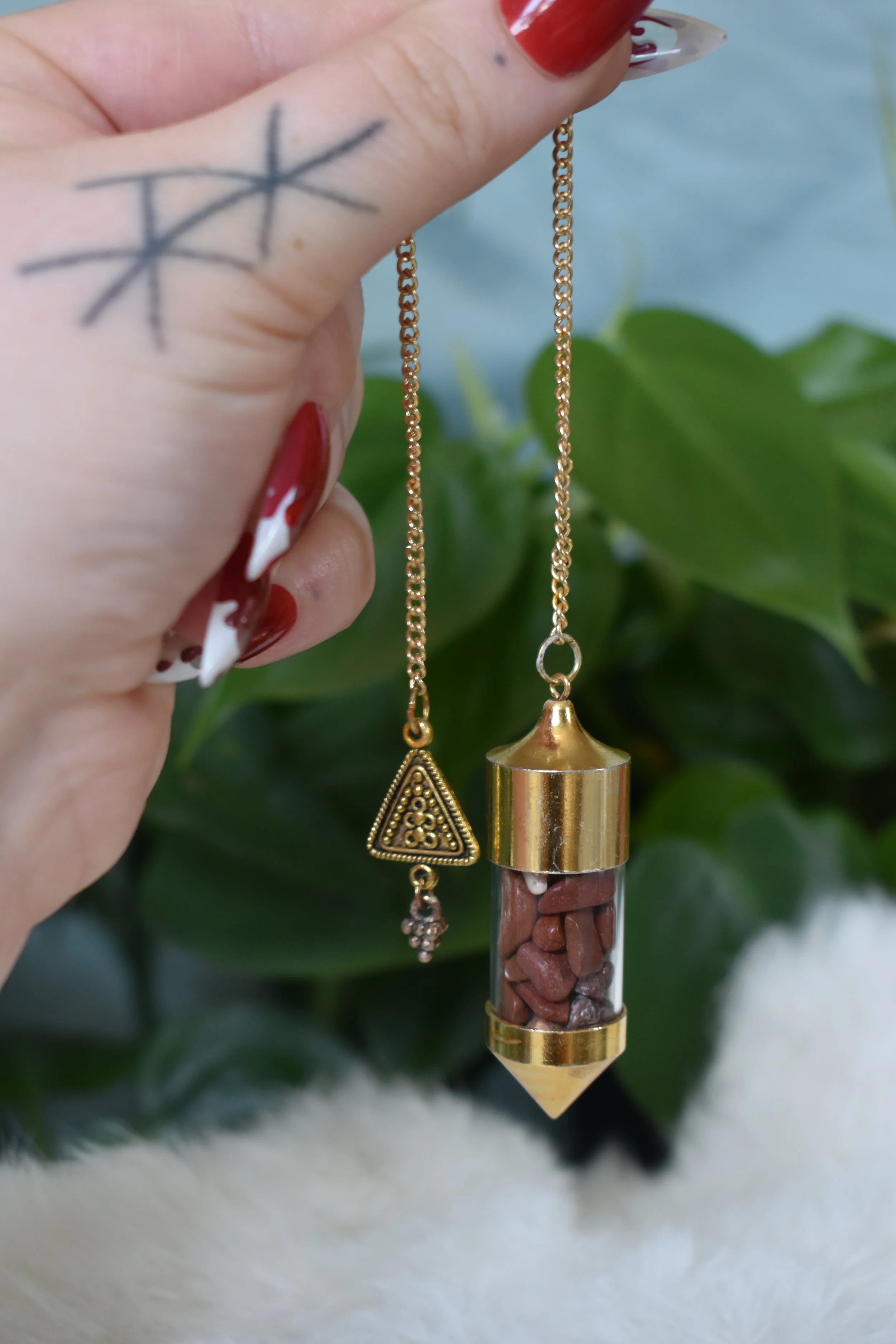 Red jasper and bronze