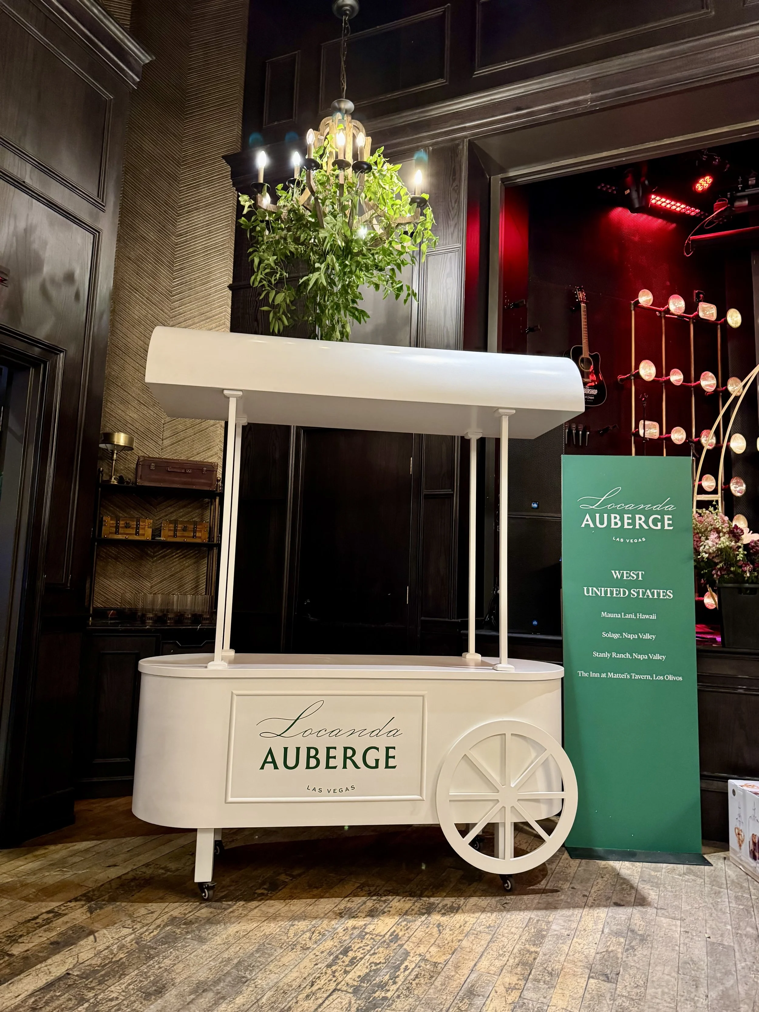 DELUXE CANDY CART
