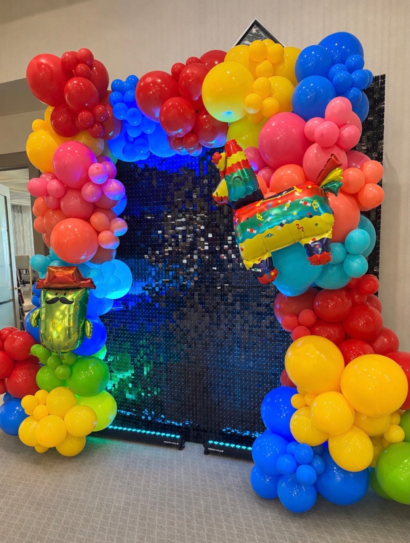 We brought the fiesta to the fairway with custom balloon d&eacute;cor, vibrant colors, and photo-worthy installations for this amazing Cinco de Mayo golf event at Spanish Trail Country Club in Las Vegas! 🌮⛳️

From the colorful shimmer wall Photo Boo