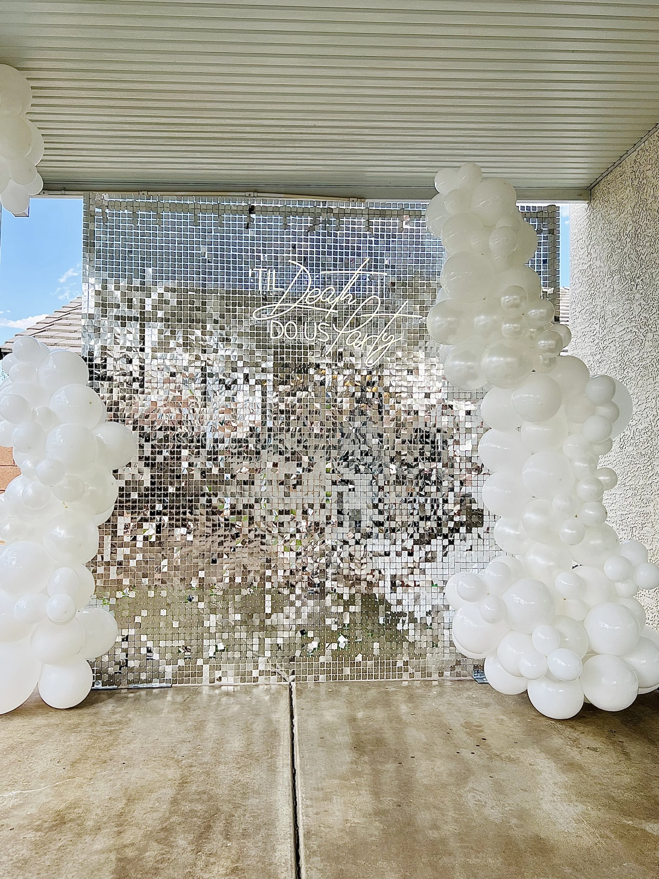 balloon decor Las Vegas Flower Walls Las Vegas shimmer wall and balloon garland birthday engagement party balloon cloud