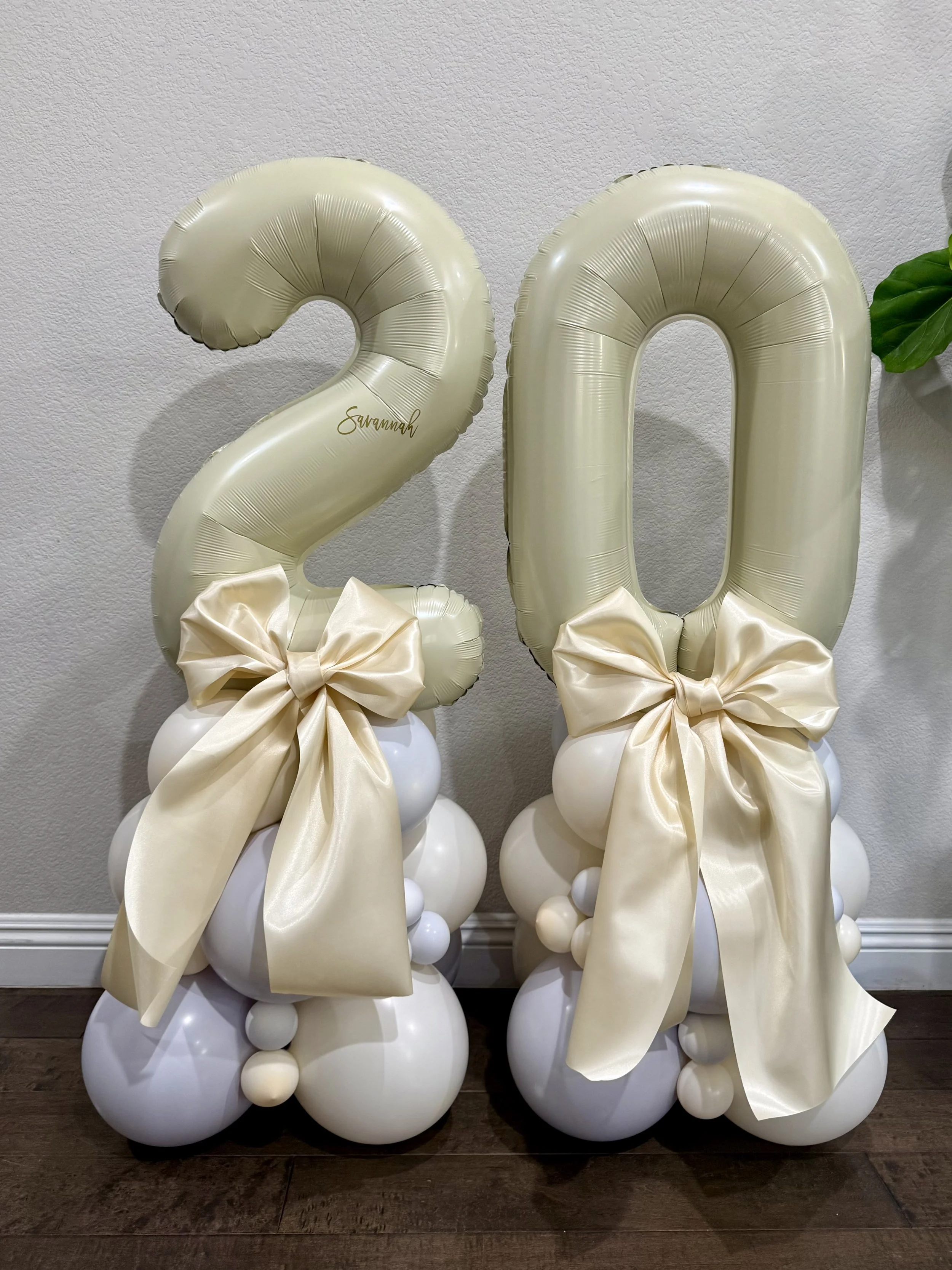 BIRTHDAY BALLOON STACK