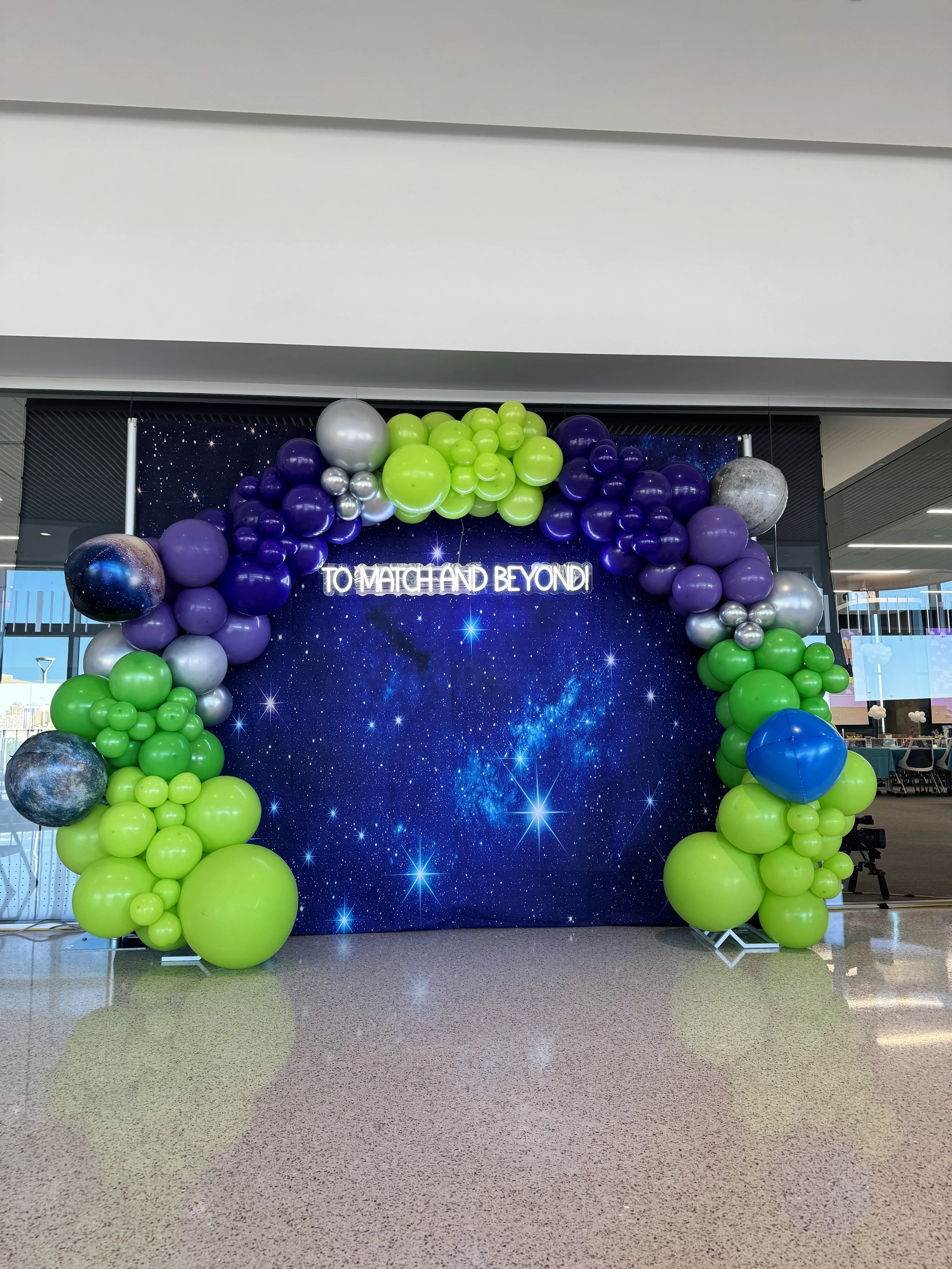 balloon arch Las Vegas balloon decor Las Vegas flower walls Las Vegas