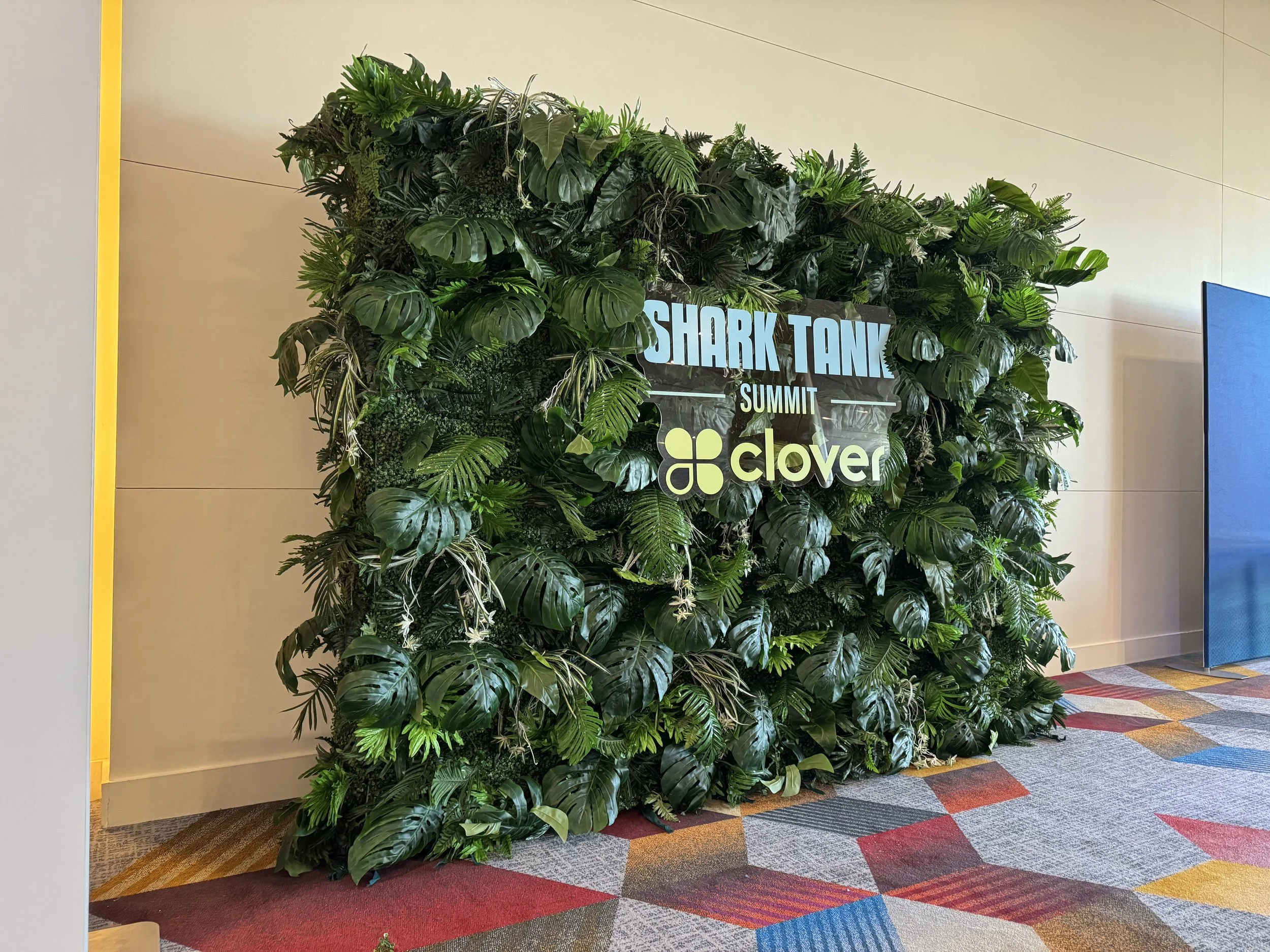 ISLAND BREEZE GREEN WALL 8FT X 10FT