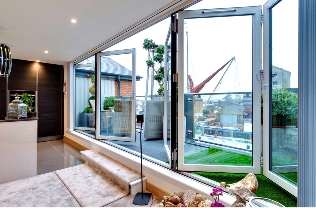 Now that's a room with a view! The tenants at one of our previously let properties in Fullbridge are lucky enough to overlook the river with this stylish balcony and vast bi-fold doors!