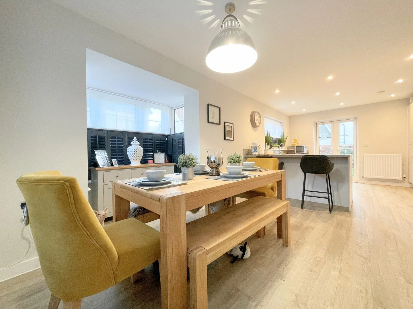 Whether you are looking for a modern property or a cottage full of charm, Maldon offers it all. If you are looking for a property to rent we would love to help.