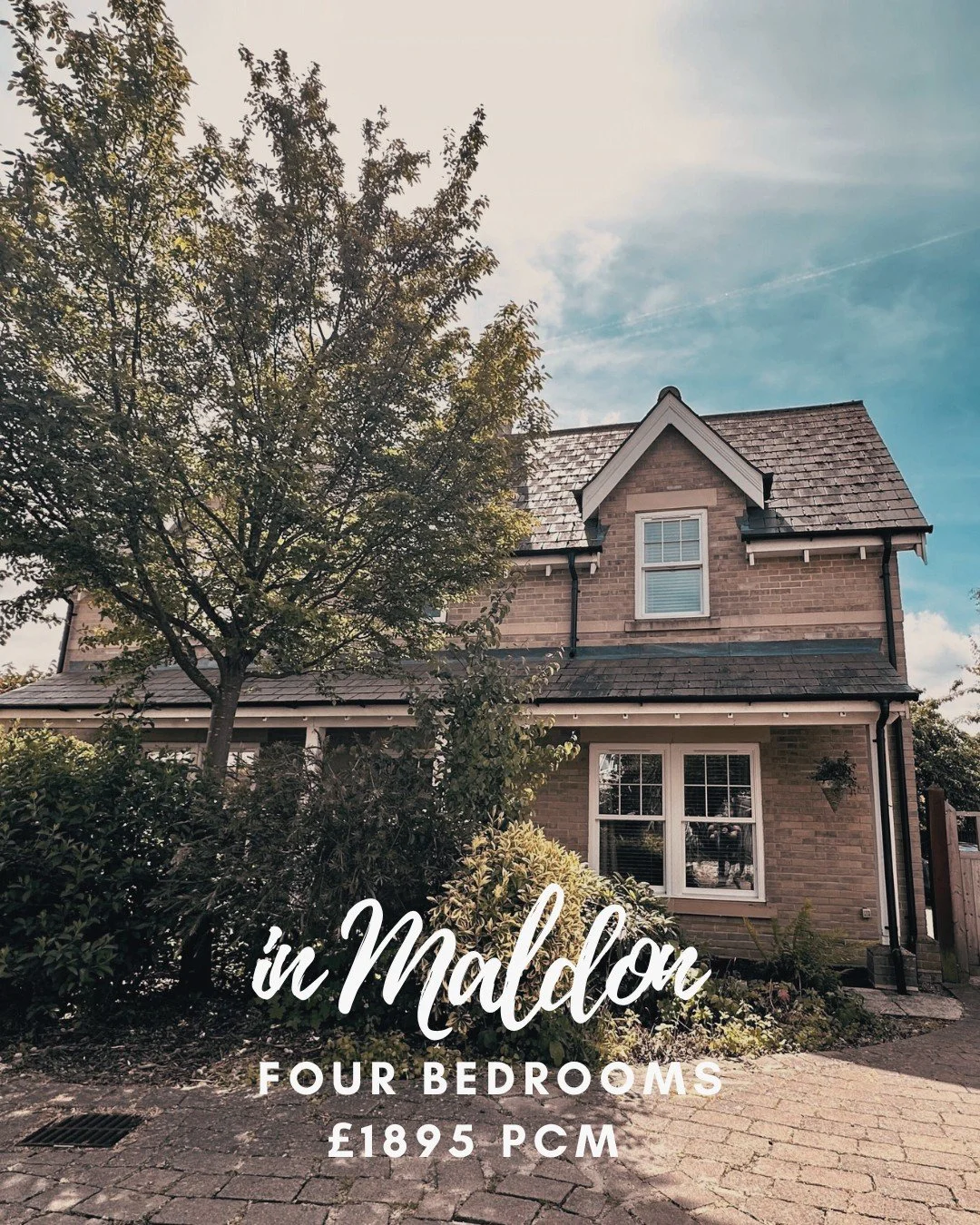 Maldon Lettings are delighted to offer for rental this modern four bedroom detached family home which is situated in West Mersea. Open plan kitchen/dining area with lounge and further reception room. En-Suite to master, large driveway and double gara