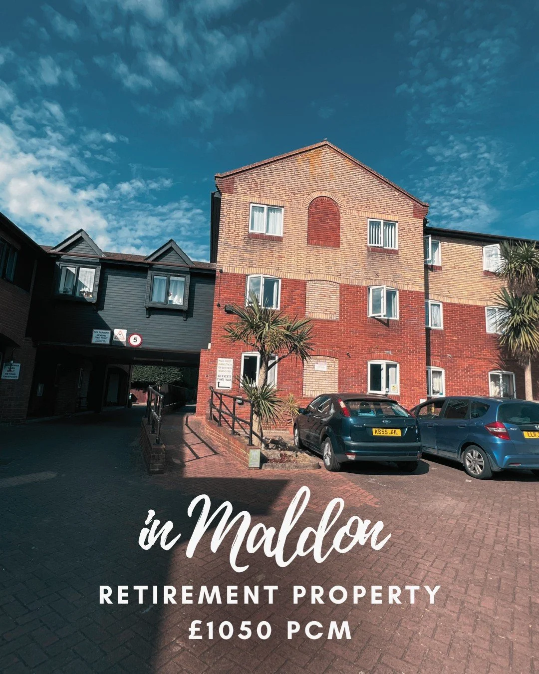 Maldon Lettings are delighted to offer for rental this one bedroom first floor retirement flat for the over 60's which is situated in Maldon Town Centre. The property is well presented and available now.