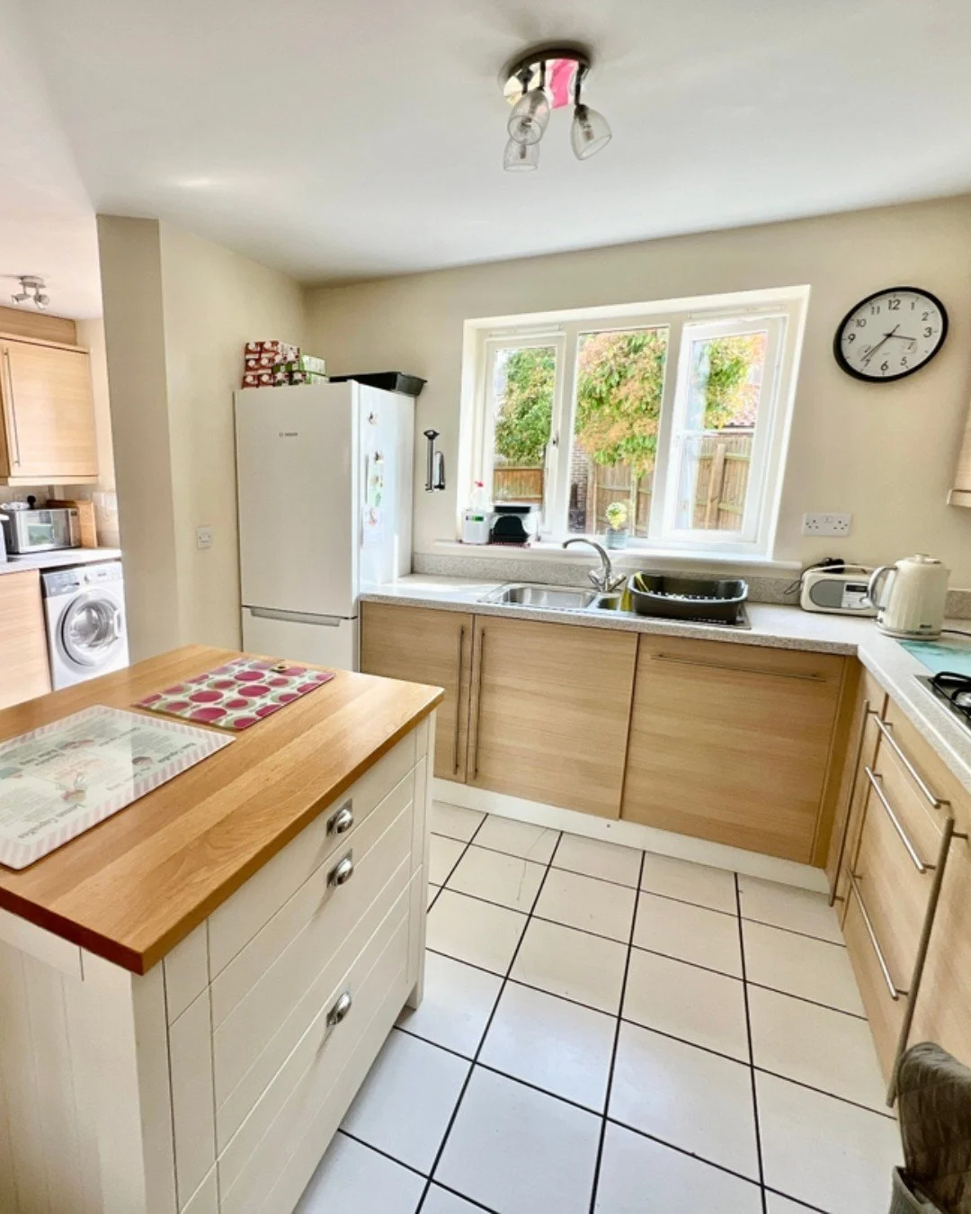 A pretty kitchen from a previously let property.