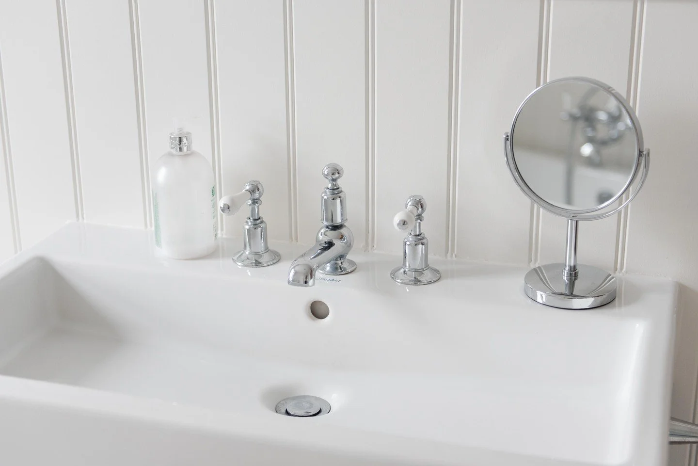 WHEN THINGS GO WRONG&hellip;

One of the biggest benefits of a fully managed property is knowing who to call when something unexpected happens.

A maintenance issue. A question from a tenant. A problem that needs sorting quickly.

For landlords, havi