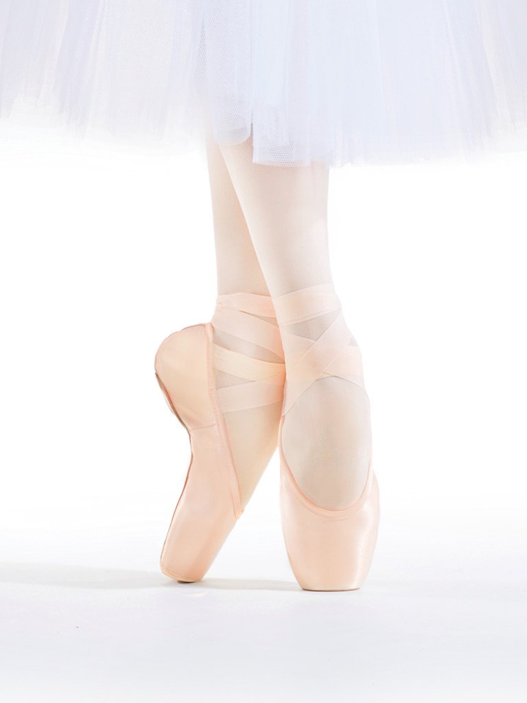 Pointe-Shoes-GM.jpeg