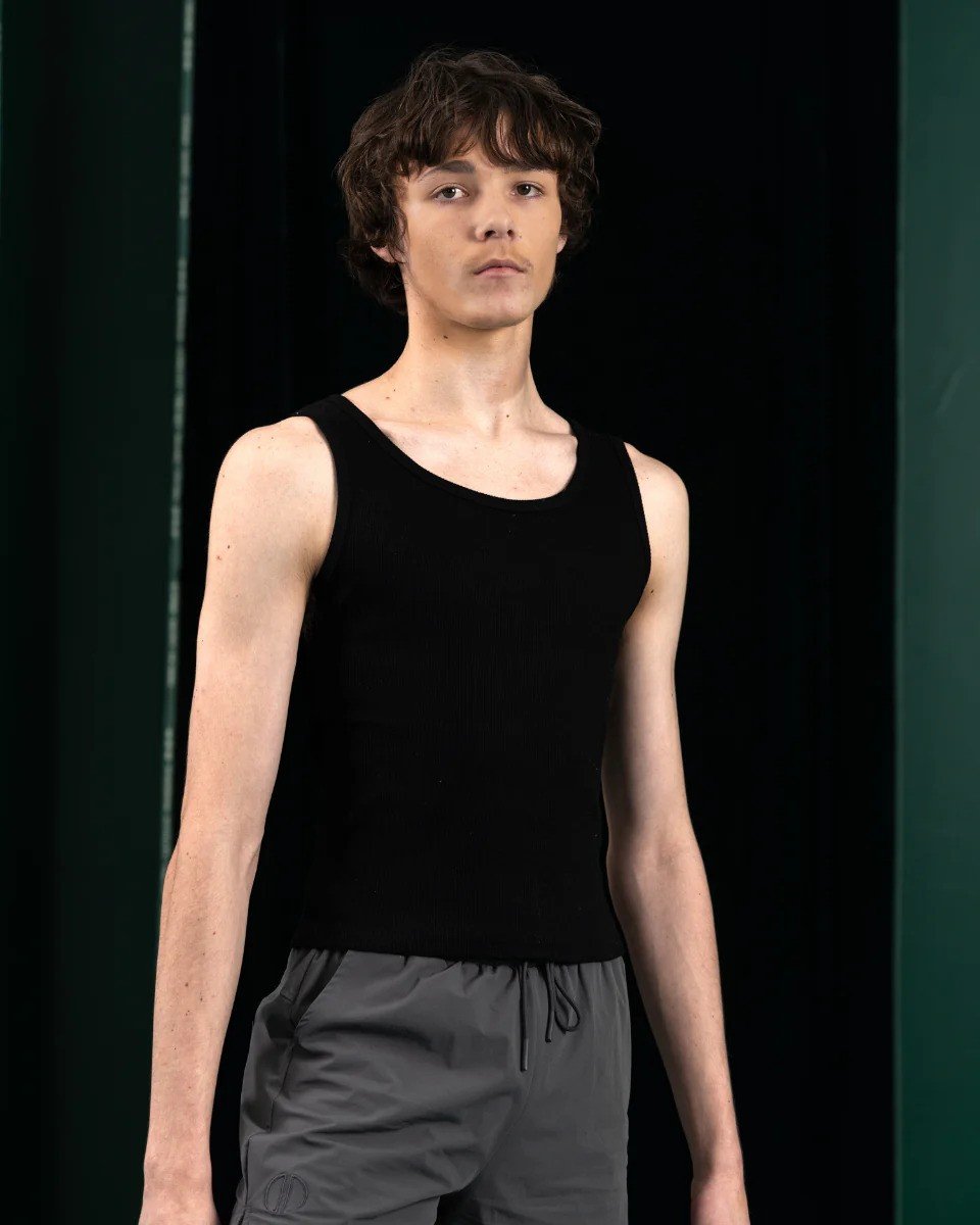 blacksinglet-ezgif.com-webp-to-jpg-converter.jpg