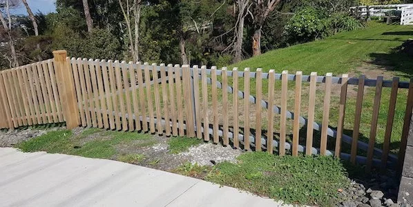 Residential Timber Fencing Image