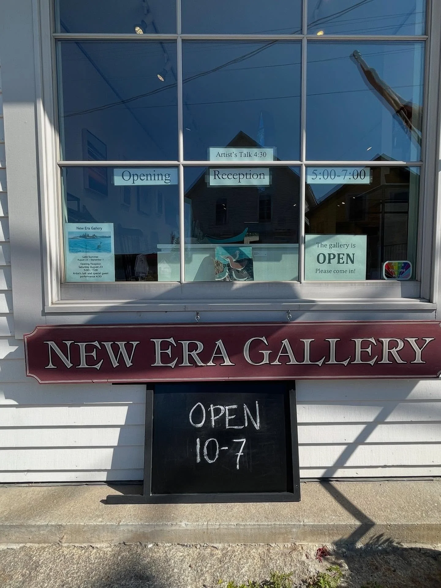 Late Summer opens today! Come see gorgeous high summer paintings by Suzanne Savage Brewer, and as s special treat, violist Callie Brennan will perform three short pieces that tell the story of the paintings. 4:30 in the barn for the performance, 5:00