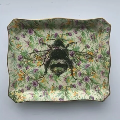 PDD - Bee on Floral.jpg