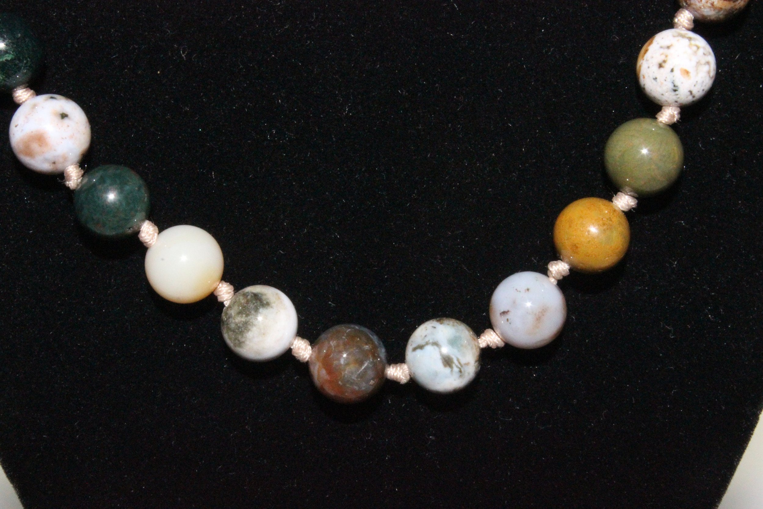 https://i.etsystatic.com/32667402/r/il/81a0c1/3845633837/il_fullxfull.3845633837_5rf9.jpg