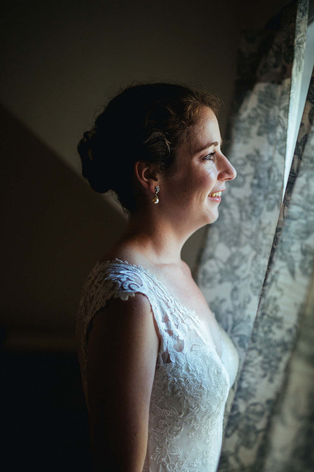 Smiling bride in Cape Cod MA Shawnee Custalow wedding photographer