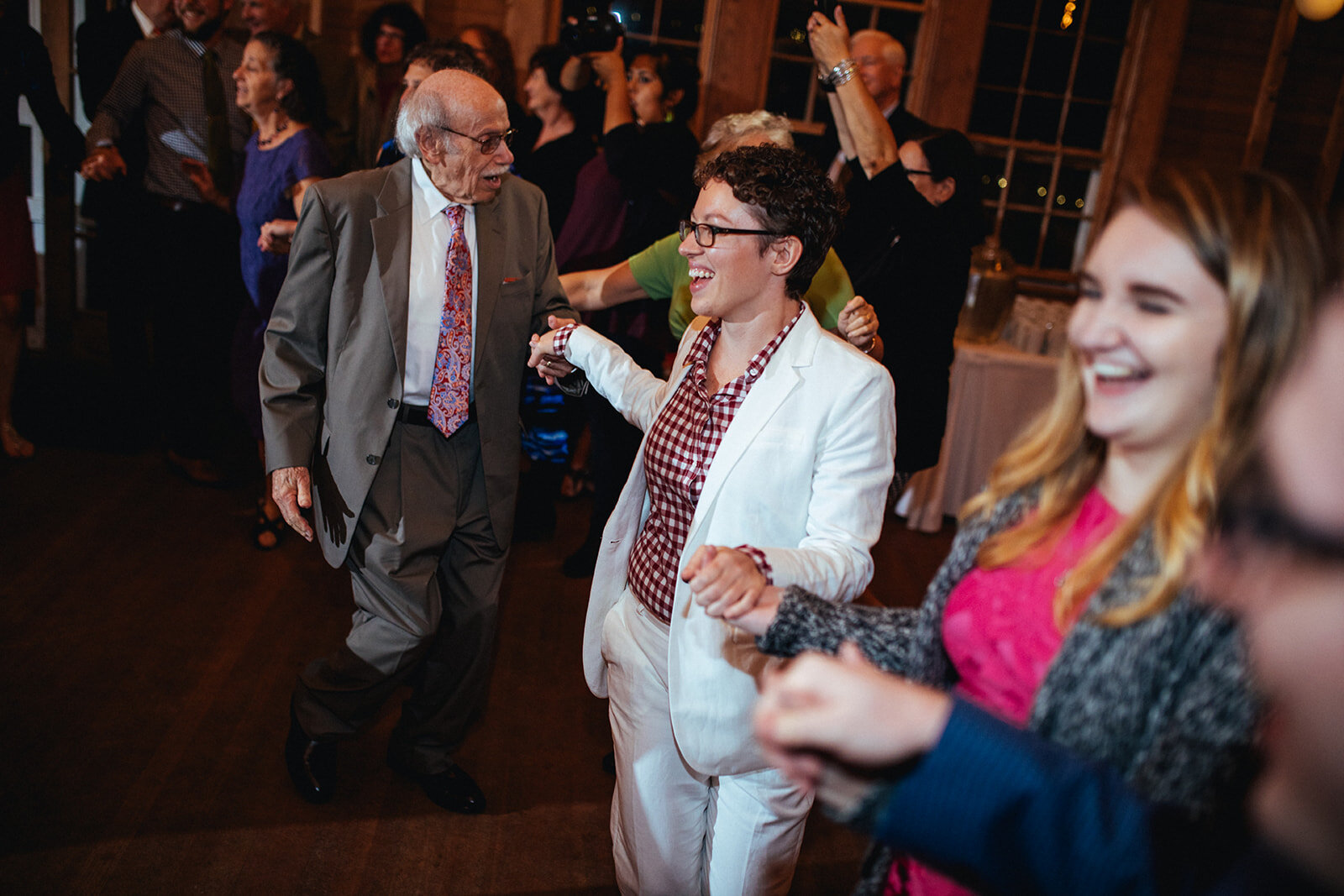 Newlywed and guests dance in Cape Cod Shawnee Custalow photography