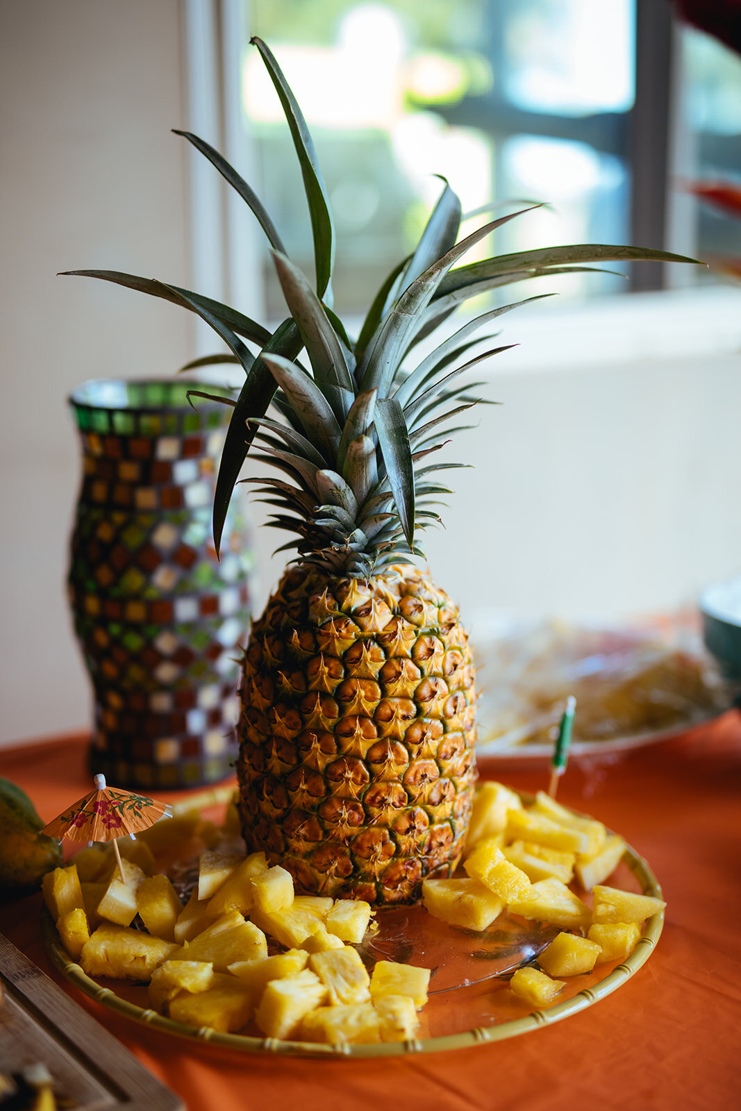Pineapple pieces and whole fruit in Kauai Hawaii Shawnee Custalow wedding photography
