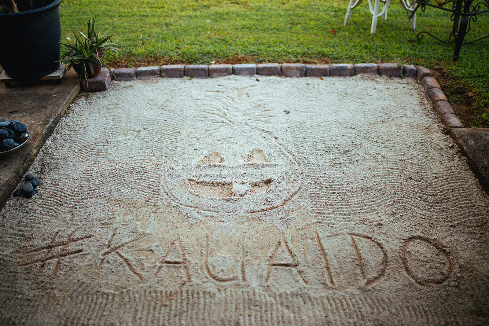 Sandbox in Kauai Hawaii Shawnee Custalow wedding photographer