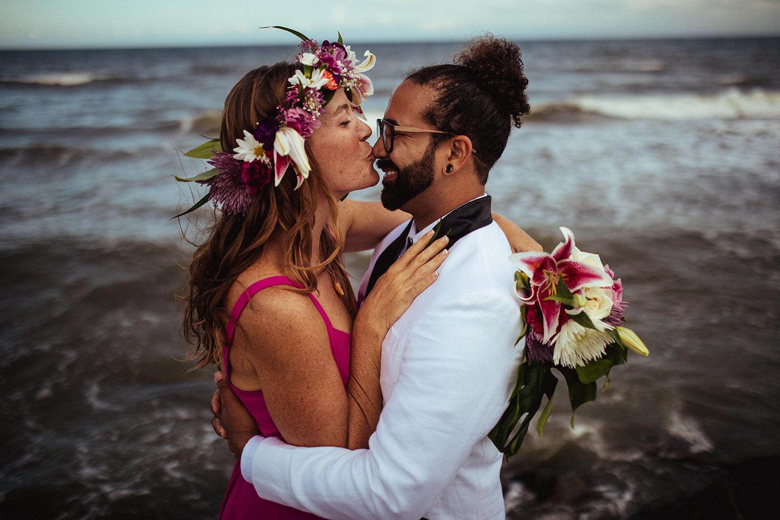 Newlyweds on Folly Beach SC Shawnee Custalow wedding photography