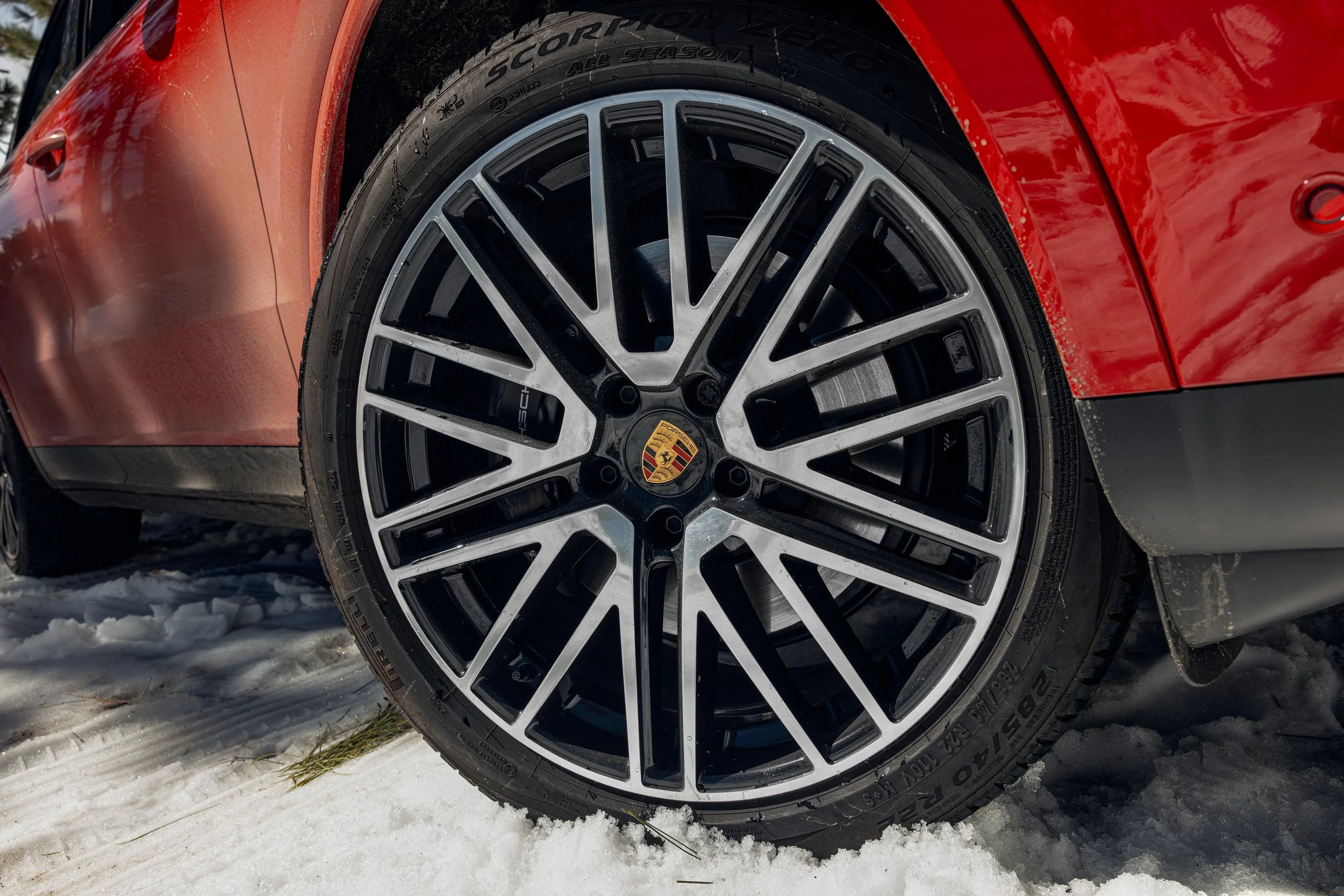 2026 Porsche Cayenne Coupe_03.jpg