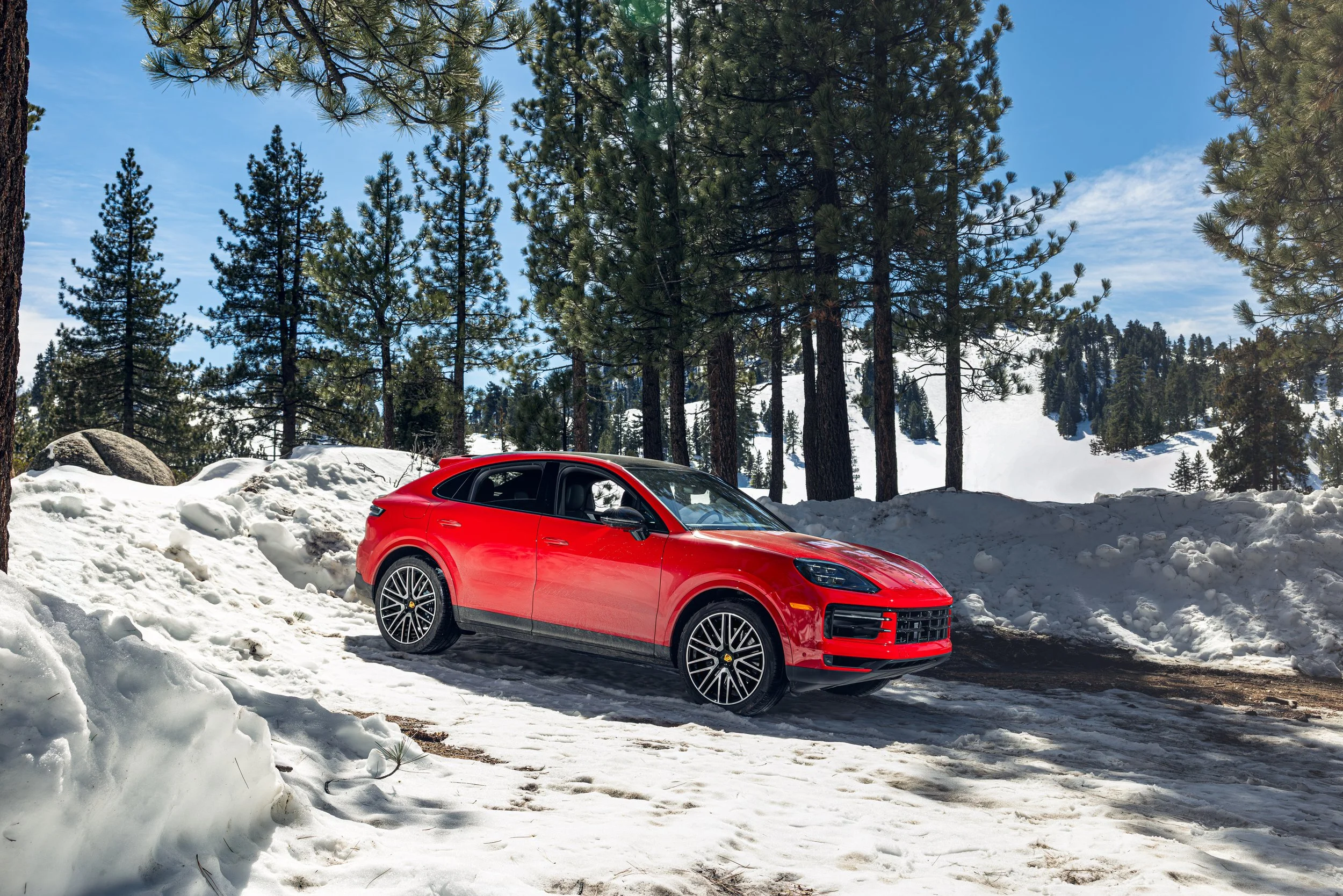 2026 Porsche Cayenne Coupe_01.jpg