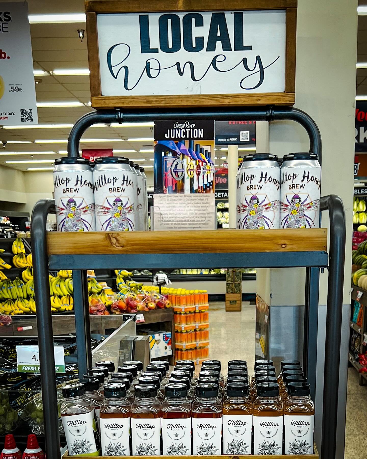 ATTENTION SHOPPERS!!

SRJX Wine and our Hilltop Honey Brew are now available at Canton 
Hy-Vee. 

Along with a helpful smile in every aisle 😁

Tasting room open Friday, Saturday, and Sunday from 12-6.

#srjx #309wine #cantonillinois #fultoncountyill